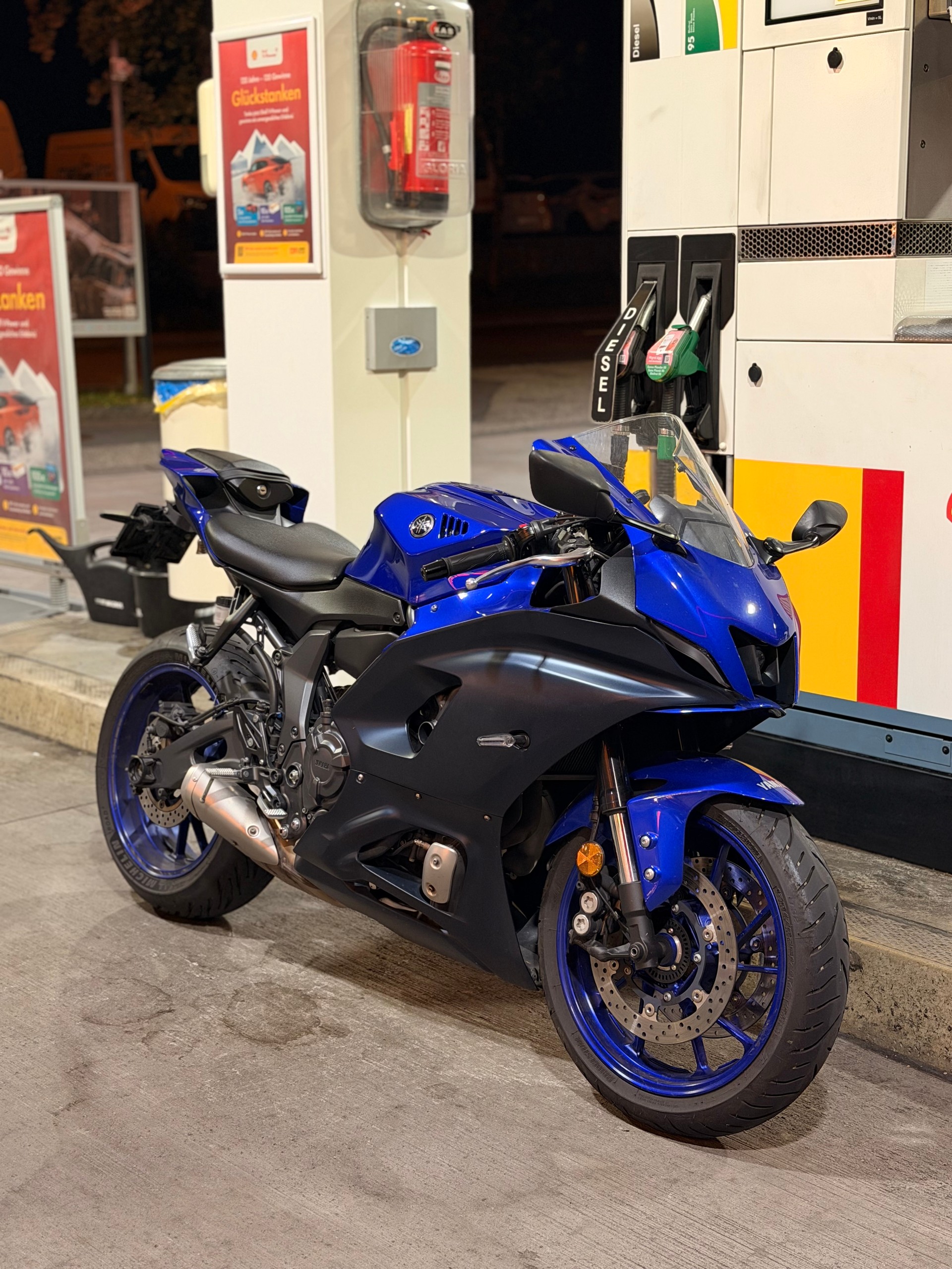 YAMAHA YZF-R7 (35kW)-image-0