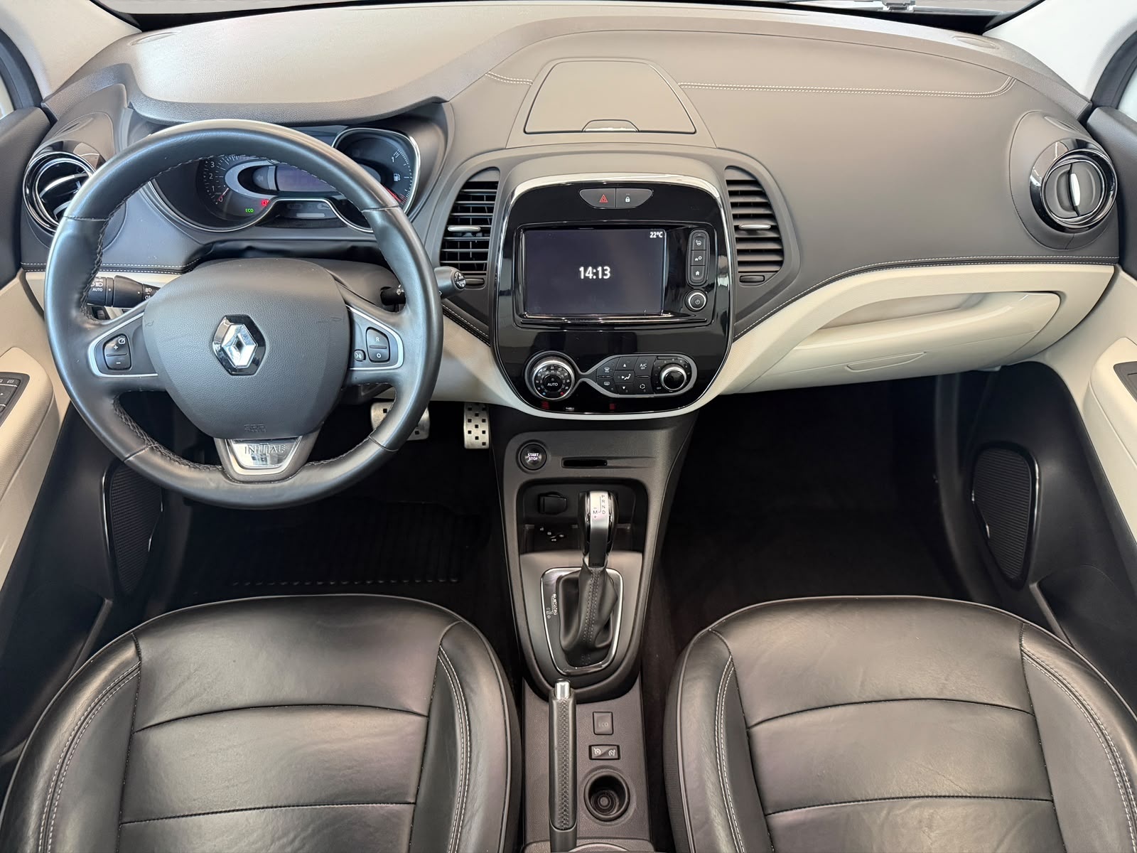 RENAULT Captur 1.2 TCe Initiale EDC S/S-image-8