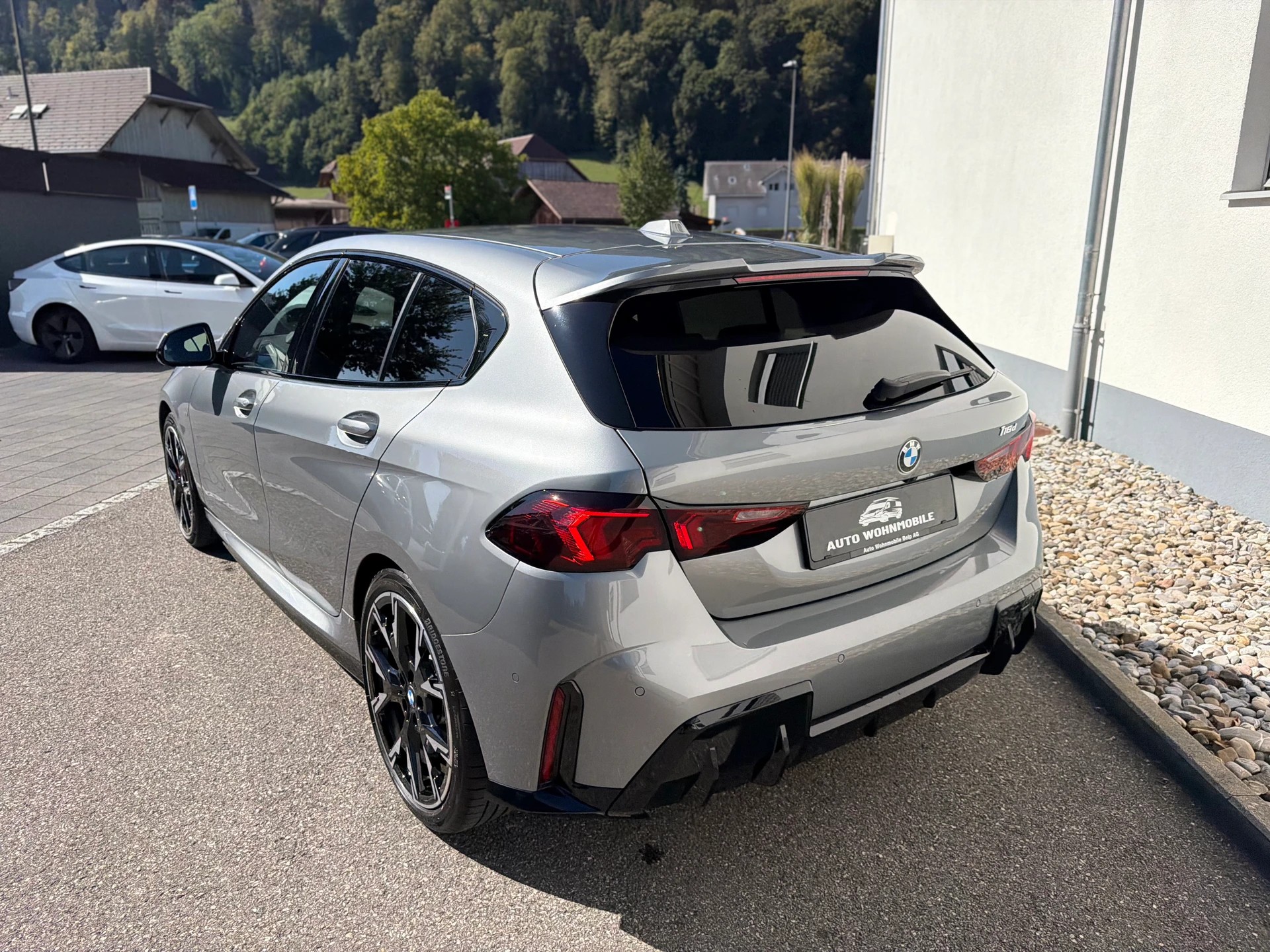 BMW 118d M Sport Pro | HEAD-UP DISPLAY | MASSAGESITZE | 360° KAMERA | KEYLESS GO-image-14