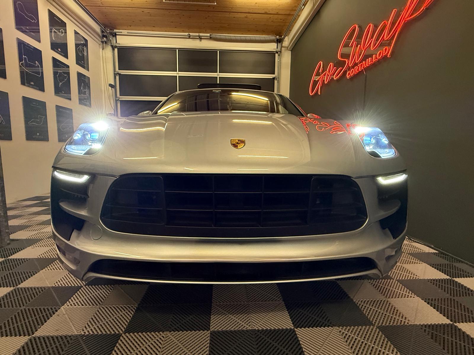 PORSCHE Macan GTS PDK *Toit Ouvrant*Carplay*-image-8