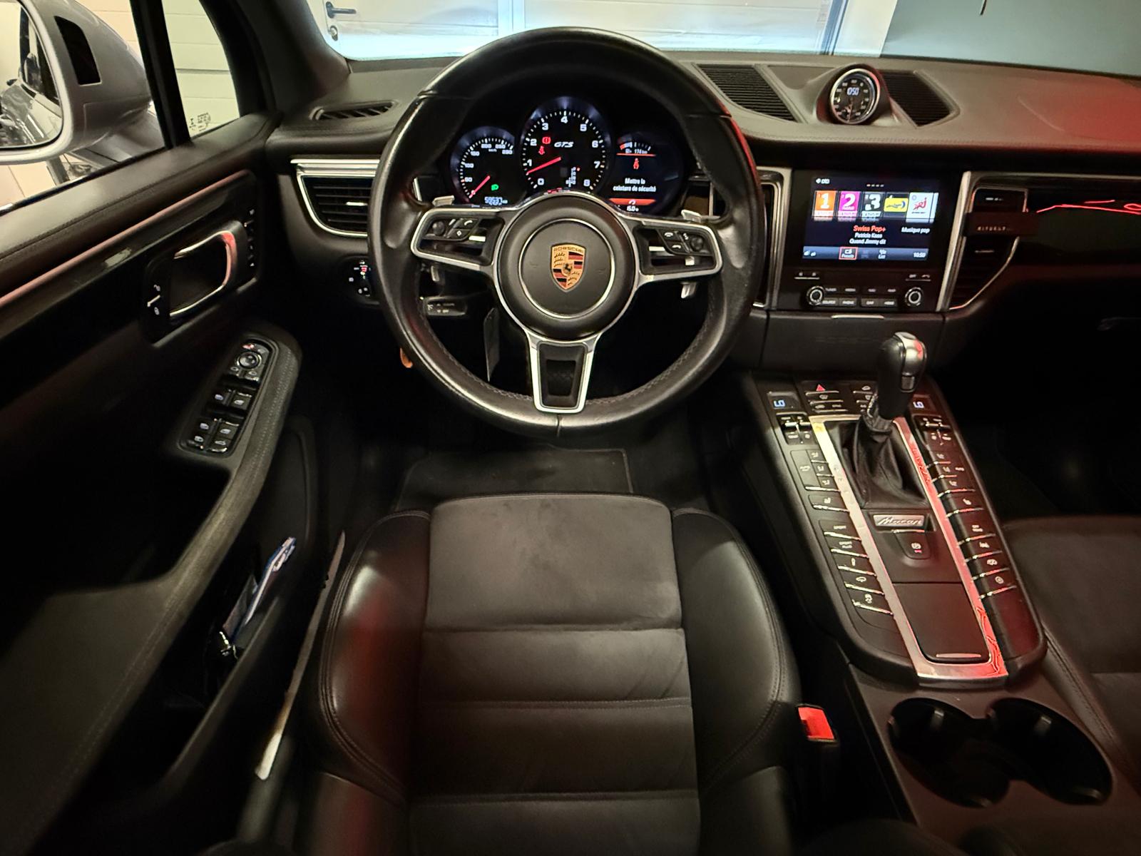 PORSCHE Macan GTS PDK *Toit Ouvrant*Carplay*-image-19
