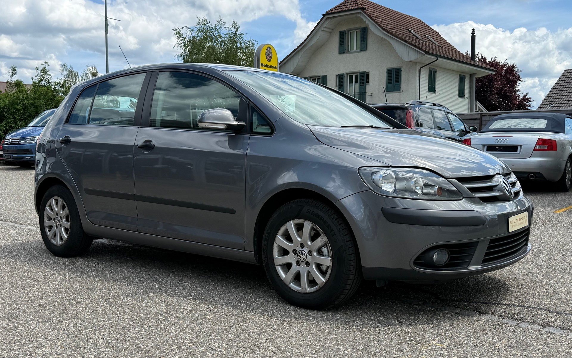 VW Golf Plus 2.0 TDI Comfortline-image-7