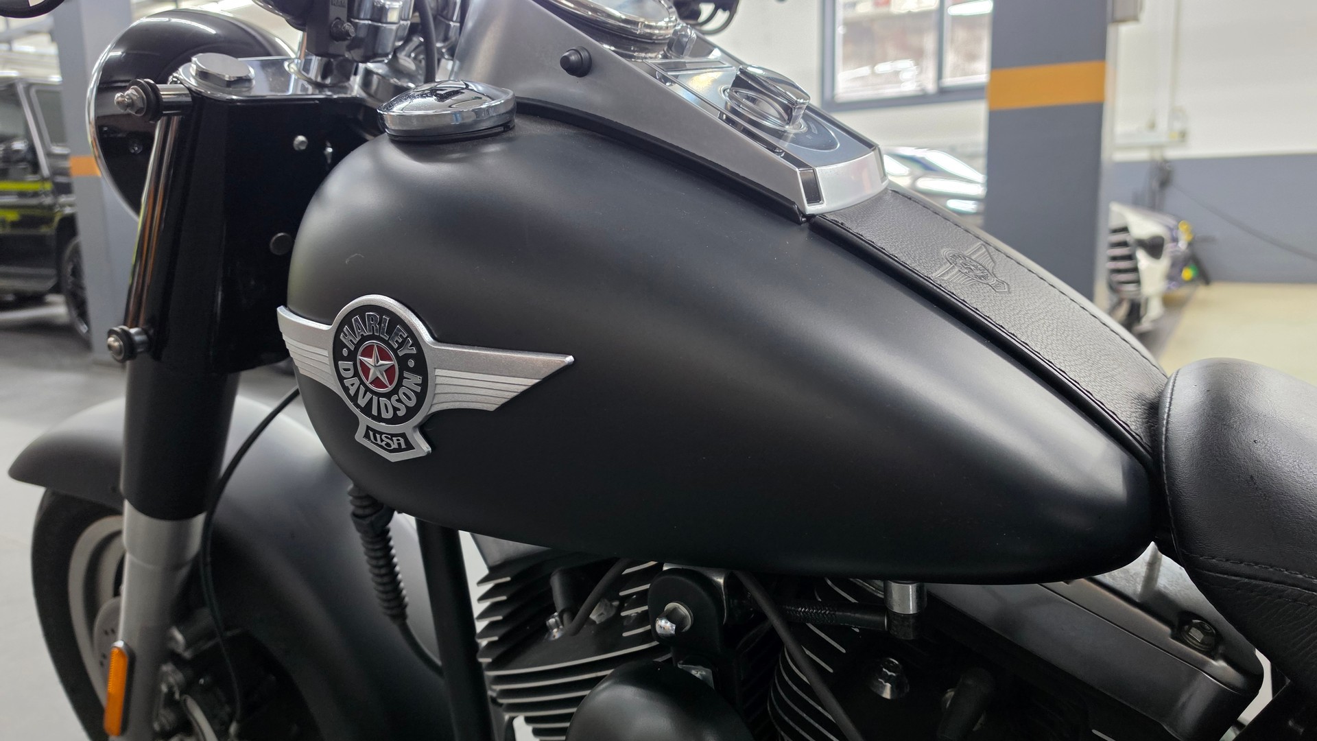 HARLEY-DAVIDSON FLSTFB Fat Boy Special-image-10