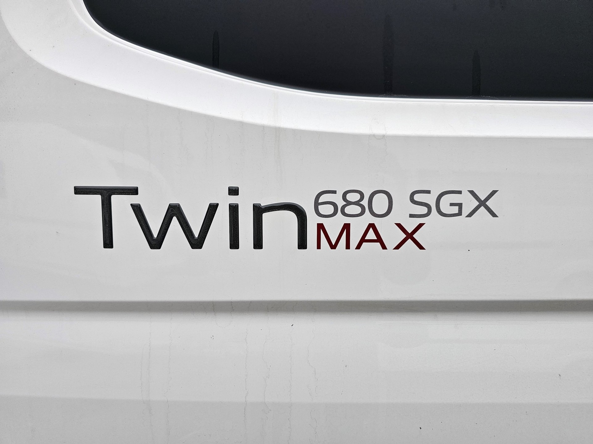 ADRIA TWIN MAX 680 SGX-showroom-element-2