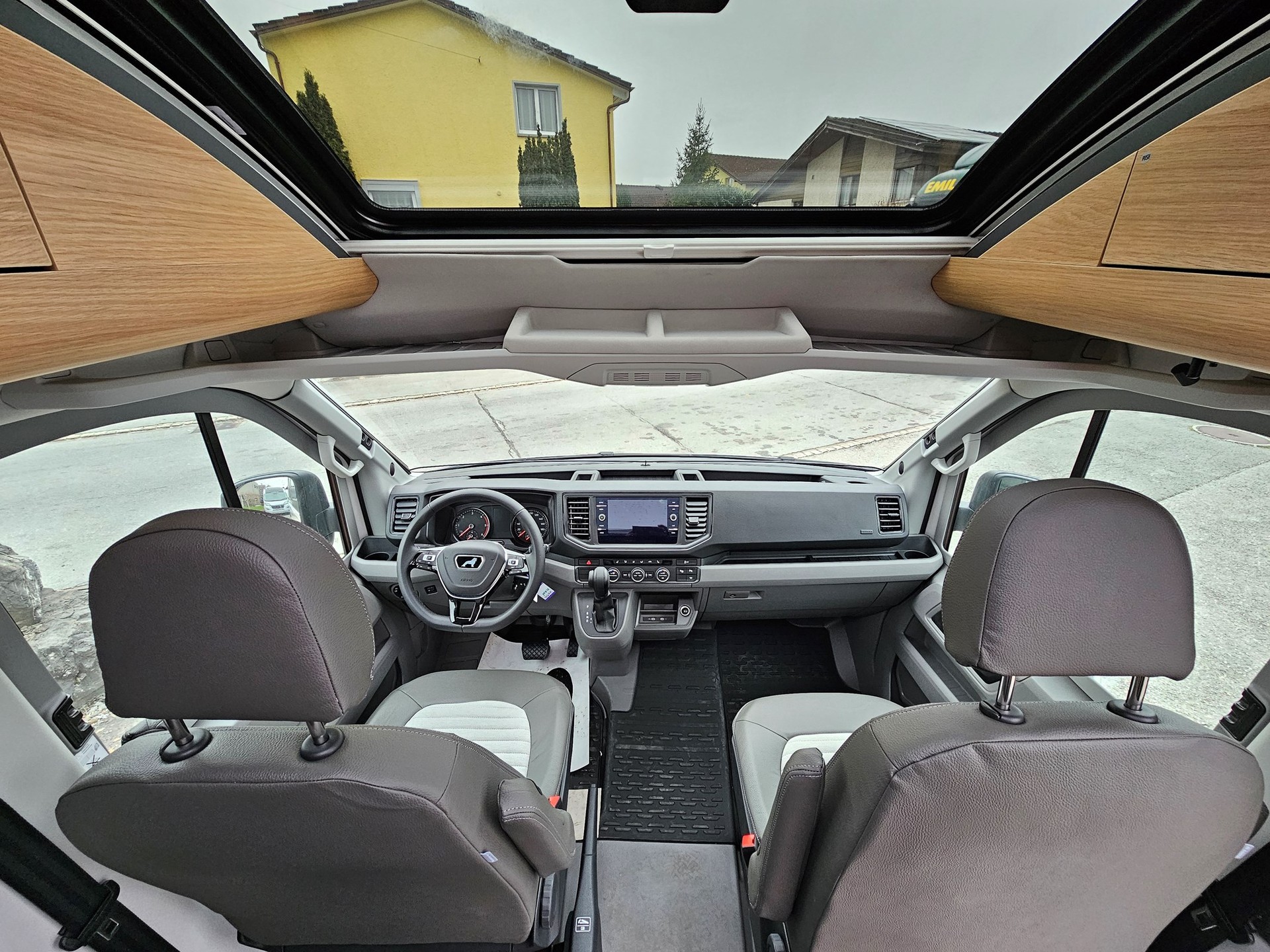 ADRIA TWIN MAX 680 SGX-image-24