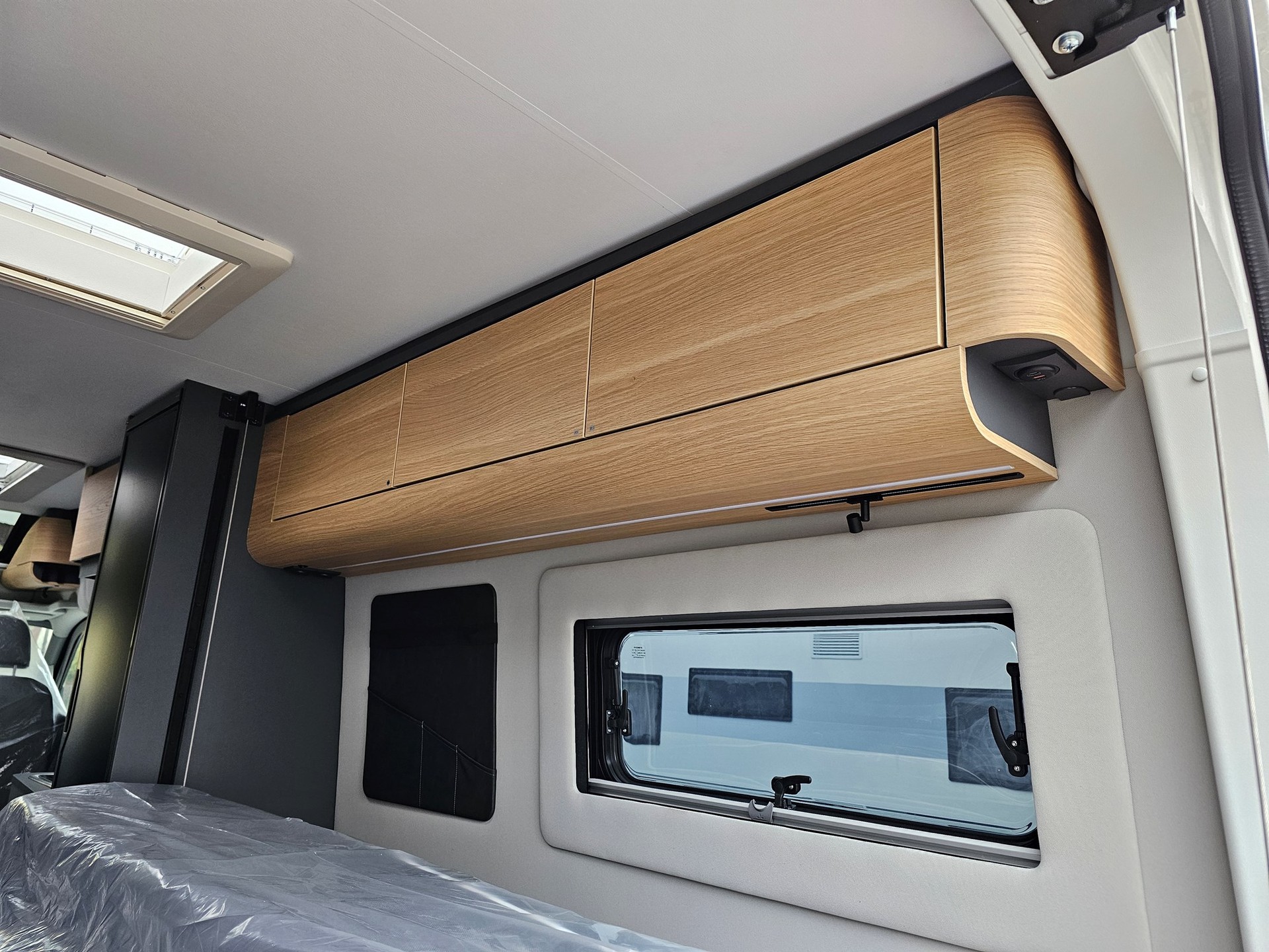 ADRIA TWIN MAX 680 SGX-image-5