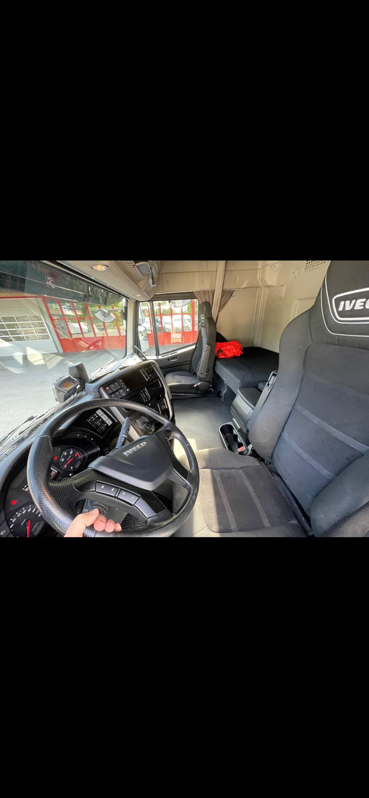IVECO 440 X 57 XWay-image-5