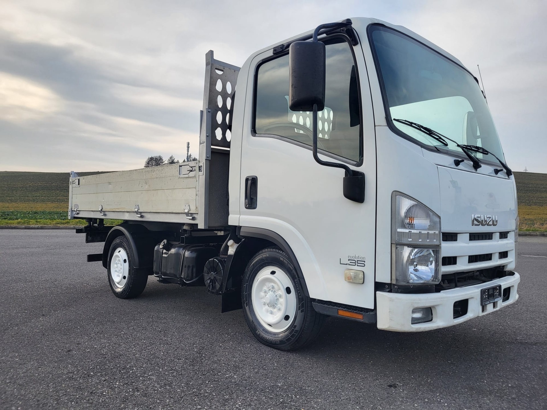 ISUZU NLR 85 - L 35 E-image-7