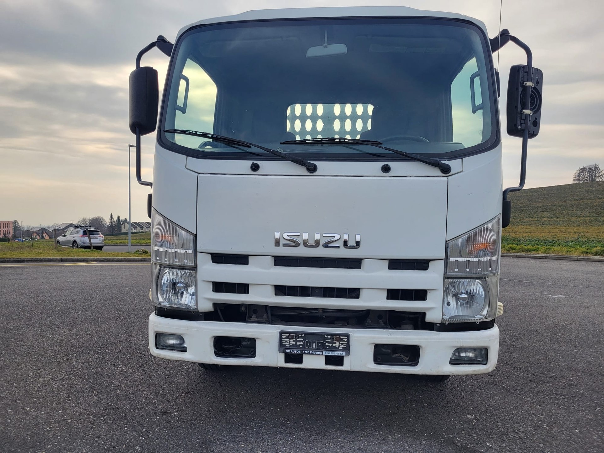 ISUZU NLR 85 - L 35 E-image-6