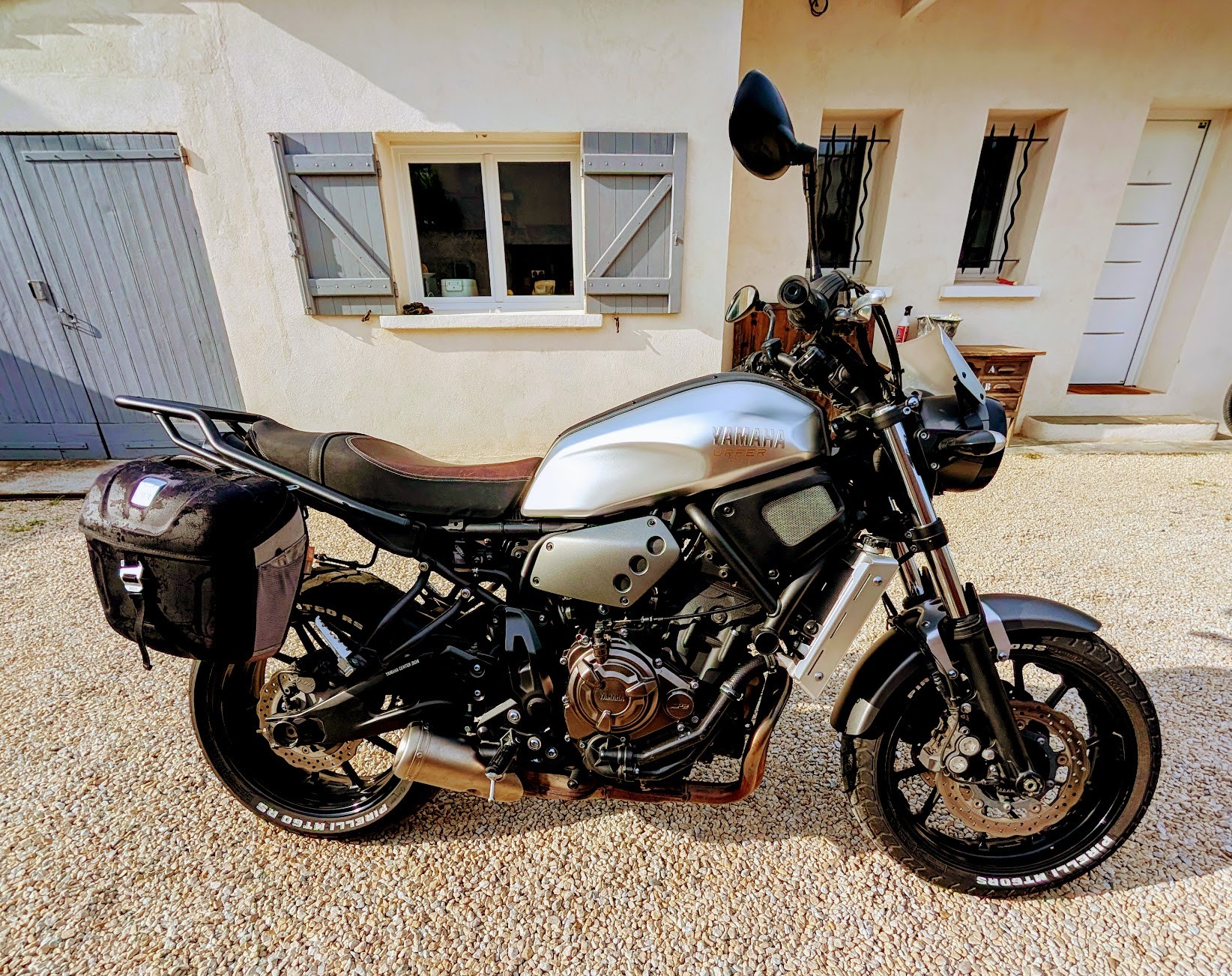 YAMAHA XSR 700-image-4
