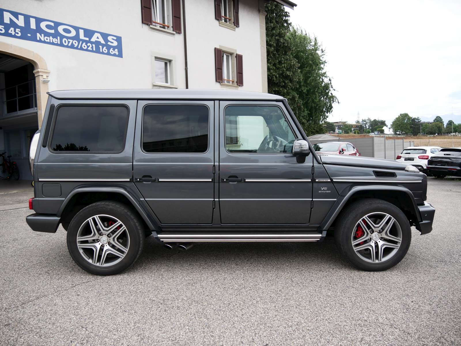 MERCEDES-BENZ G 63 AMG Automatic-image-4
