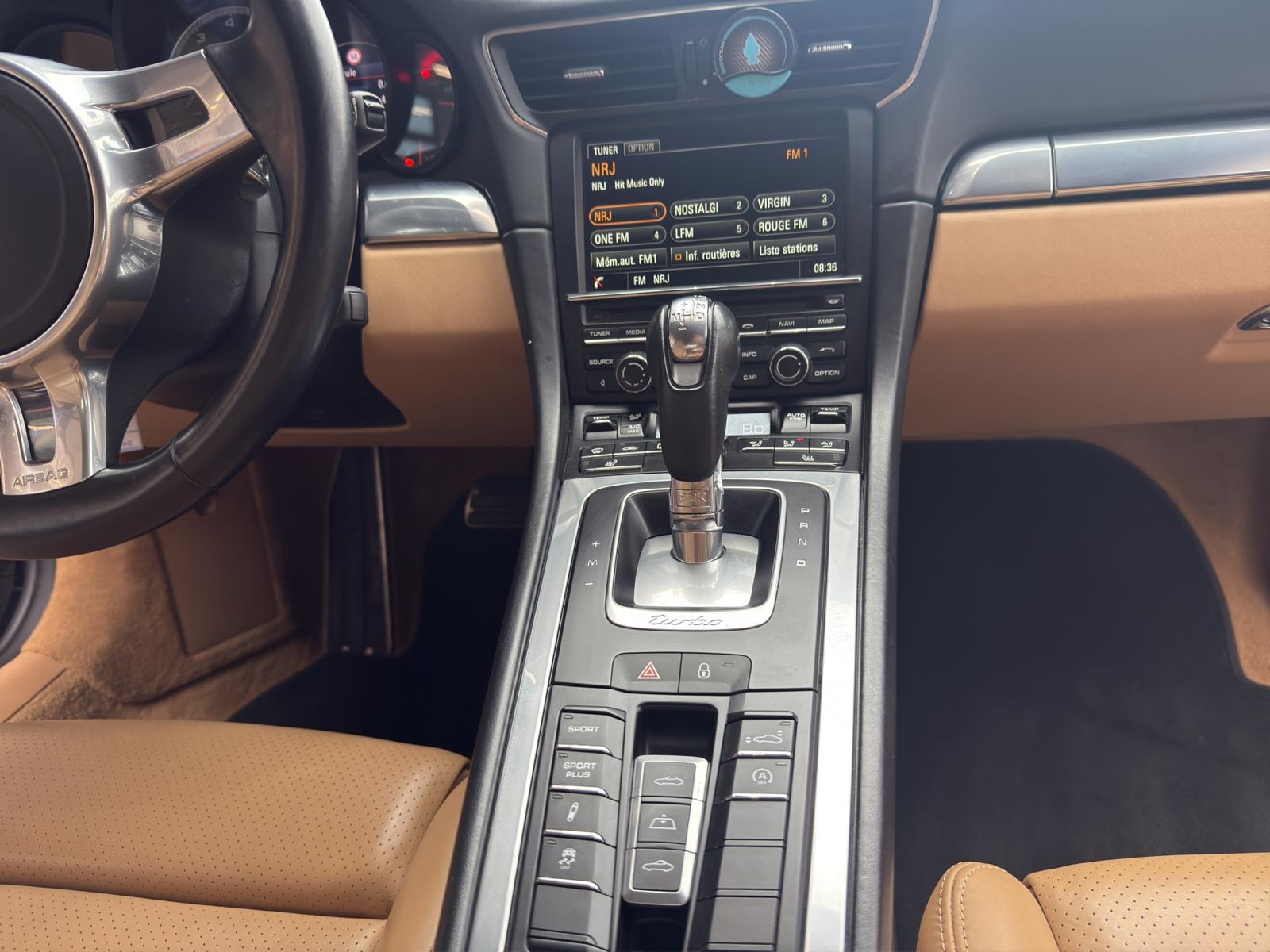 PORSCHE 911 Turbo Cabrio PDK-image-11
