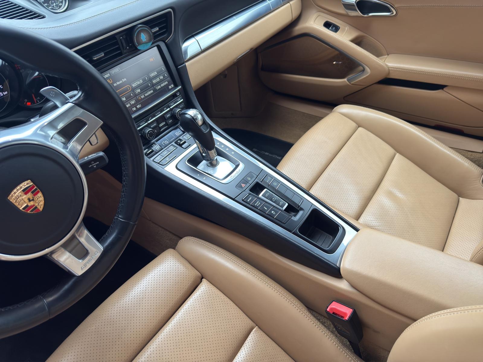 PORSCHE 911 Turbo Cabrio PDK-image-13