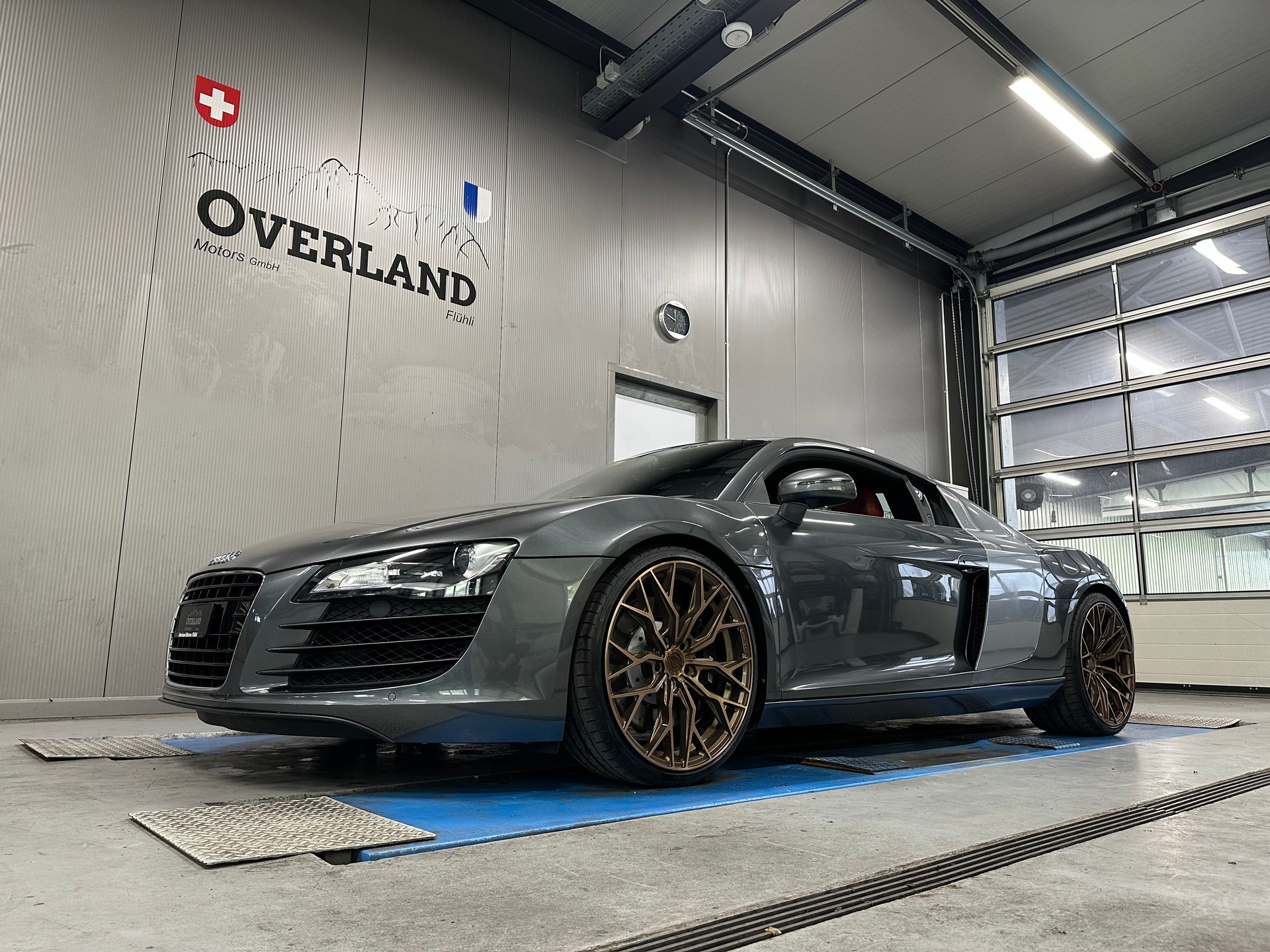 AUDI R8 Coupé 4.2