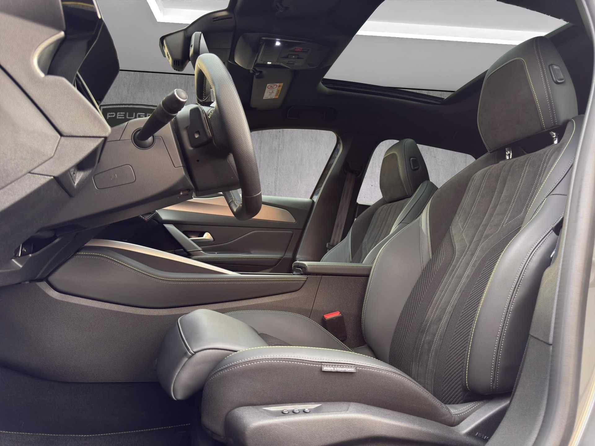 PEUGEOT 308 SW 1.6 PHEV 225 GT-image-9