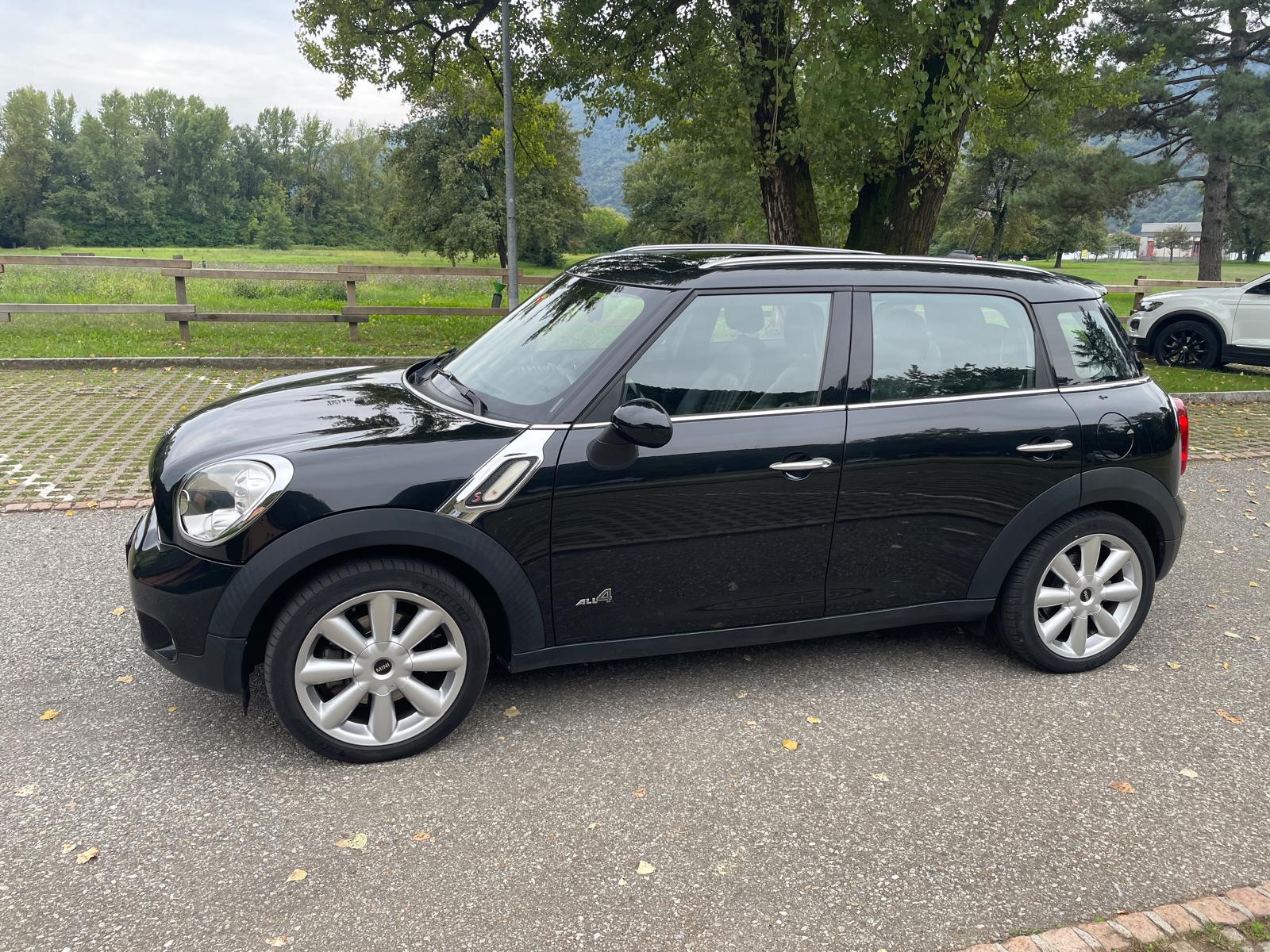 MINI Countryman Cooper S ALL4-image-1