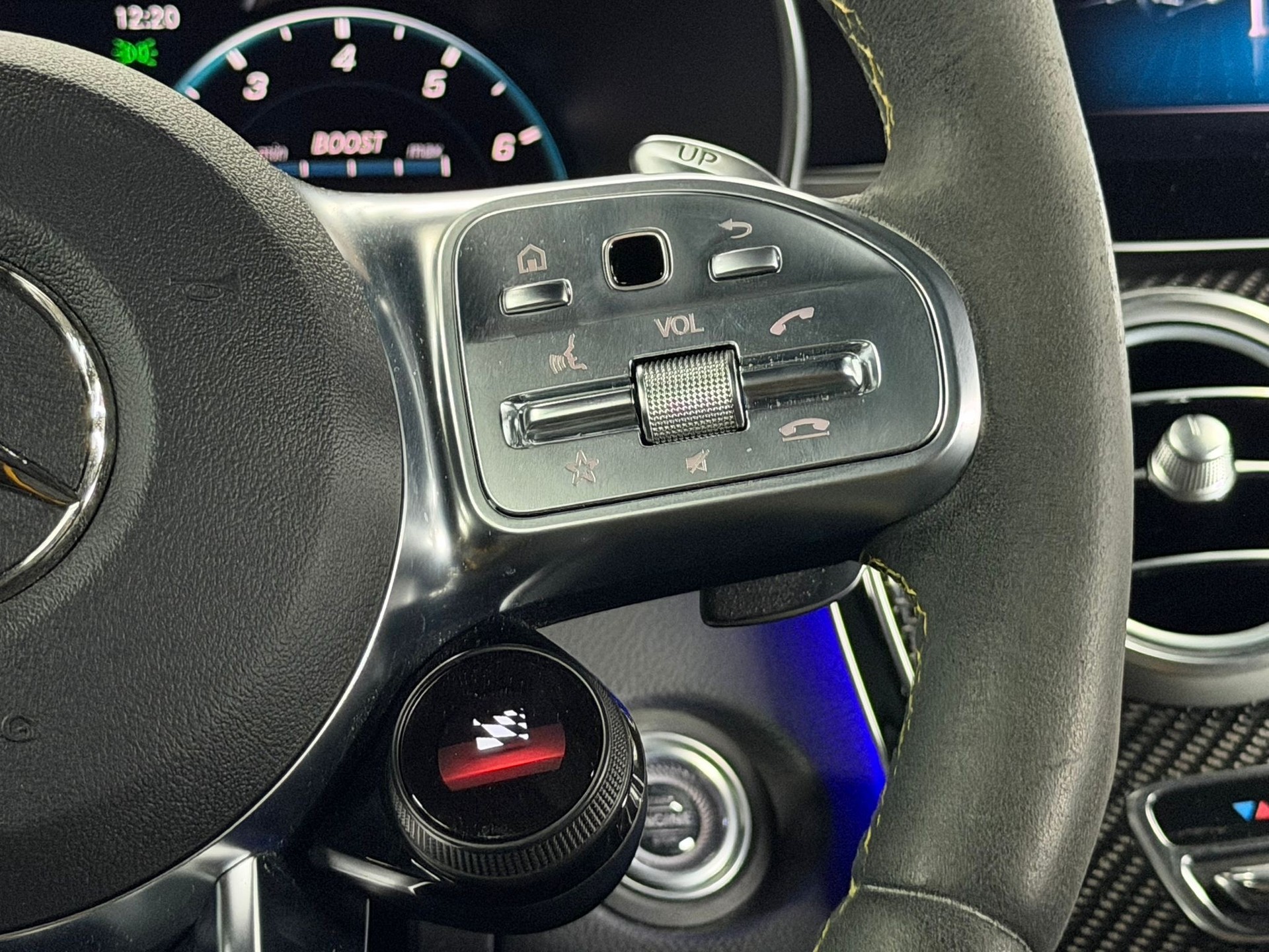 MERCEDES-BENZ C 63 S AMG 9G-tronic-image-9