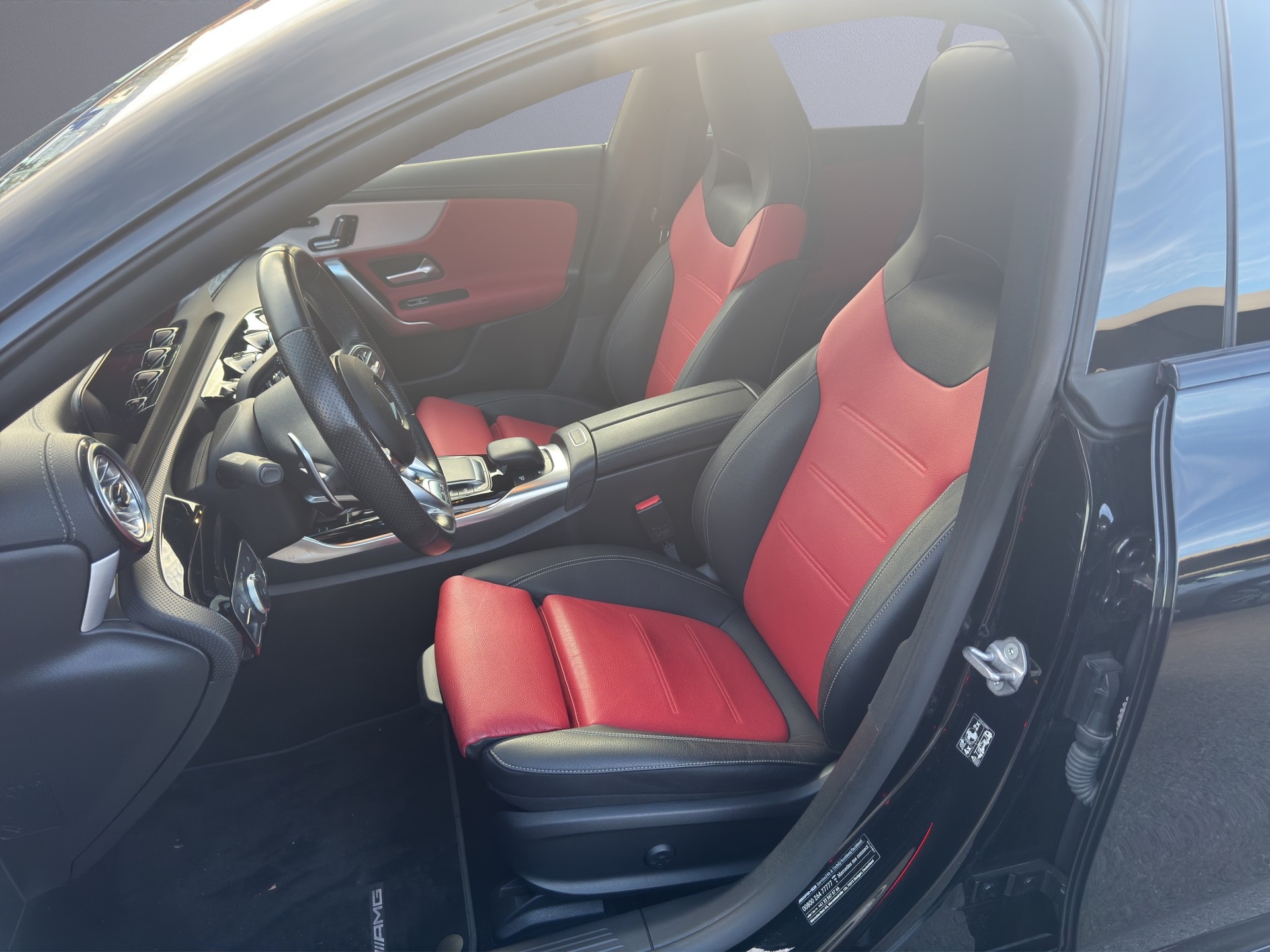 MERCEDES-BENZ CLA Shooting Brake 35 AMG 4Matic 7G-DCT-image-10