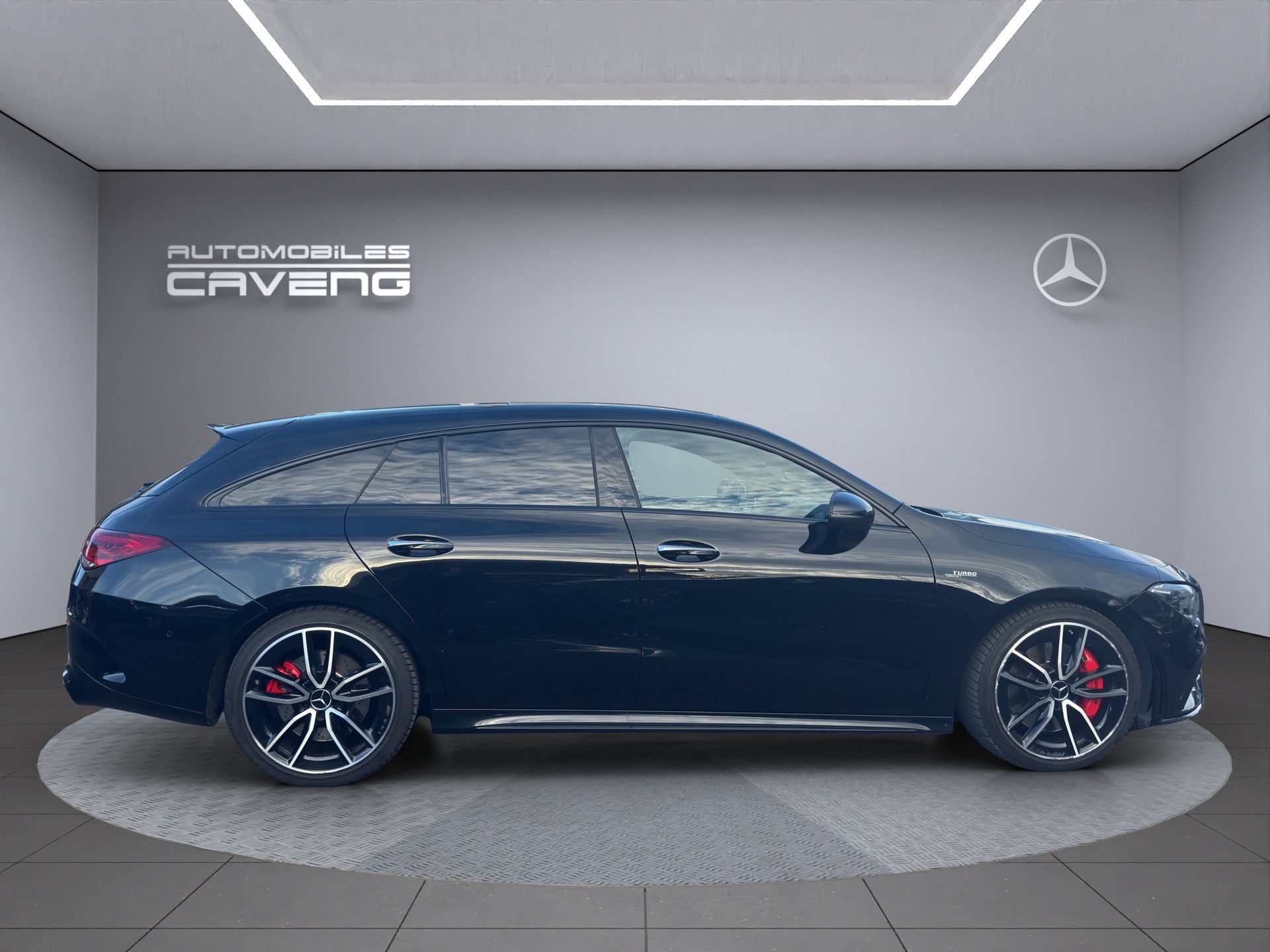 MERCEDES-BENZ CLA Shooting Brake 35 AMG 4Matic 7G-DCT-image-5