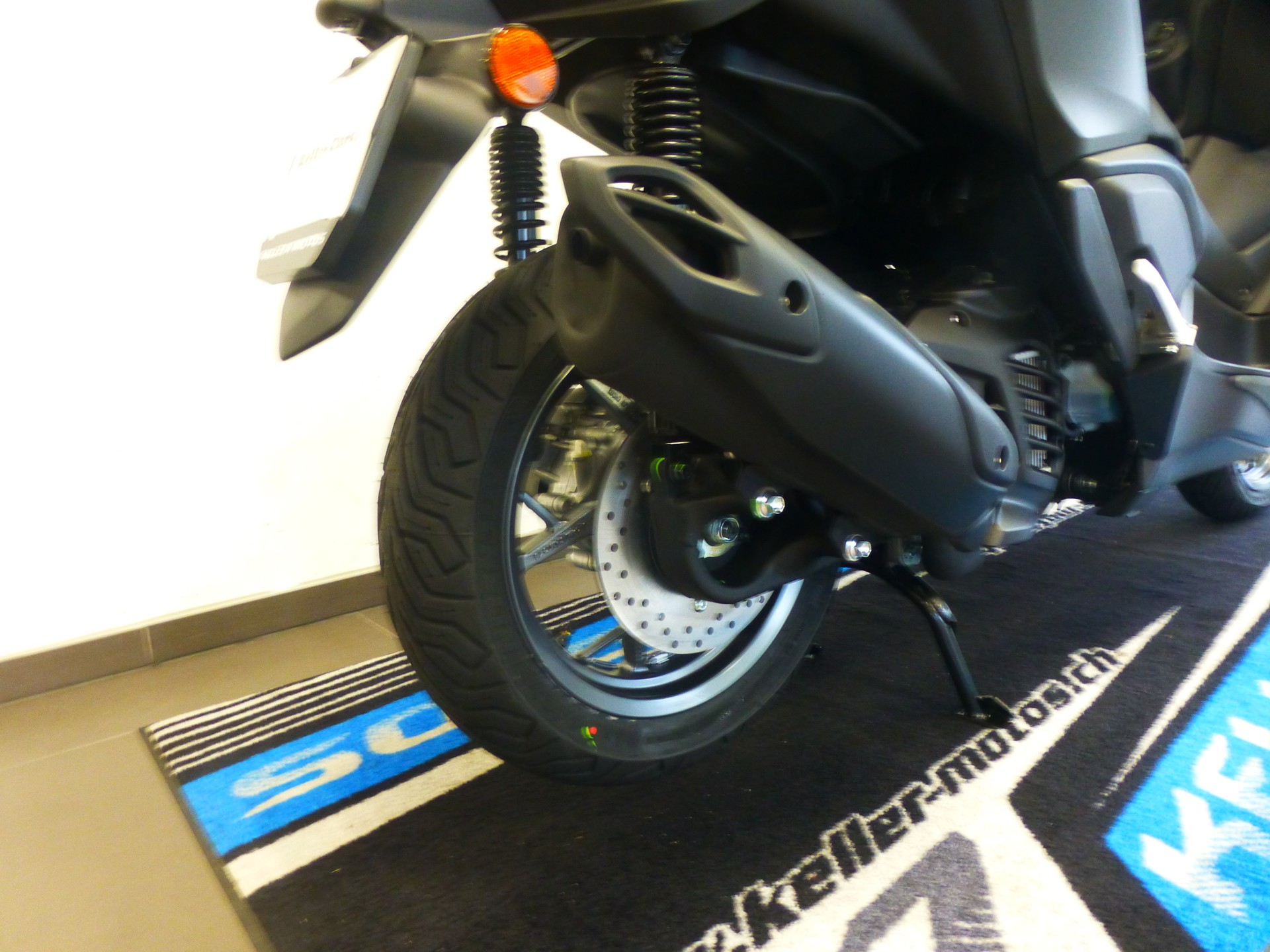 YAMAHA X-Max YP 125-image-11