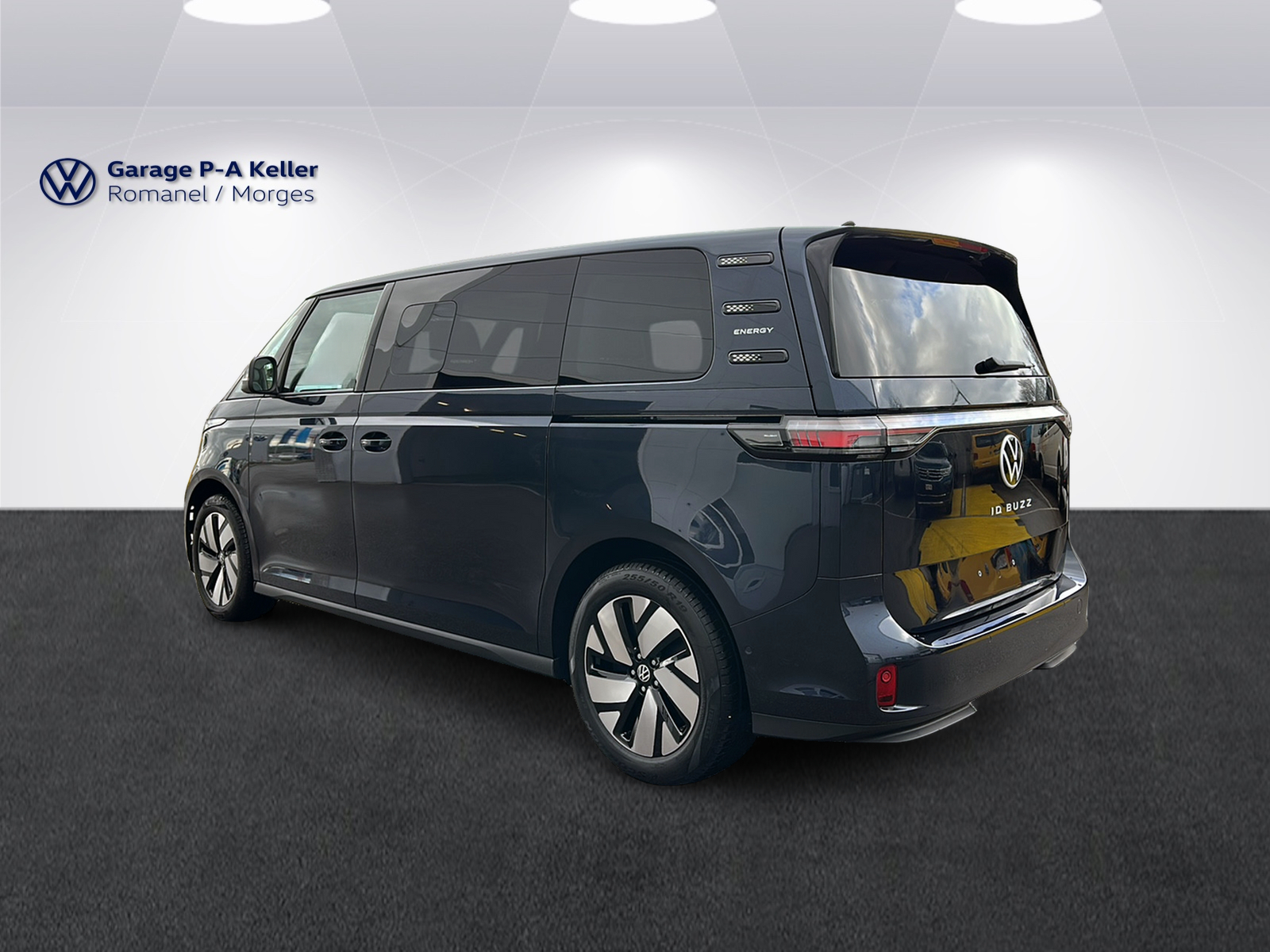 VW ID.Buzz LWB Pro Energy-showroom-element-2