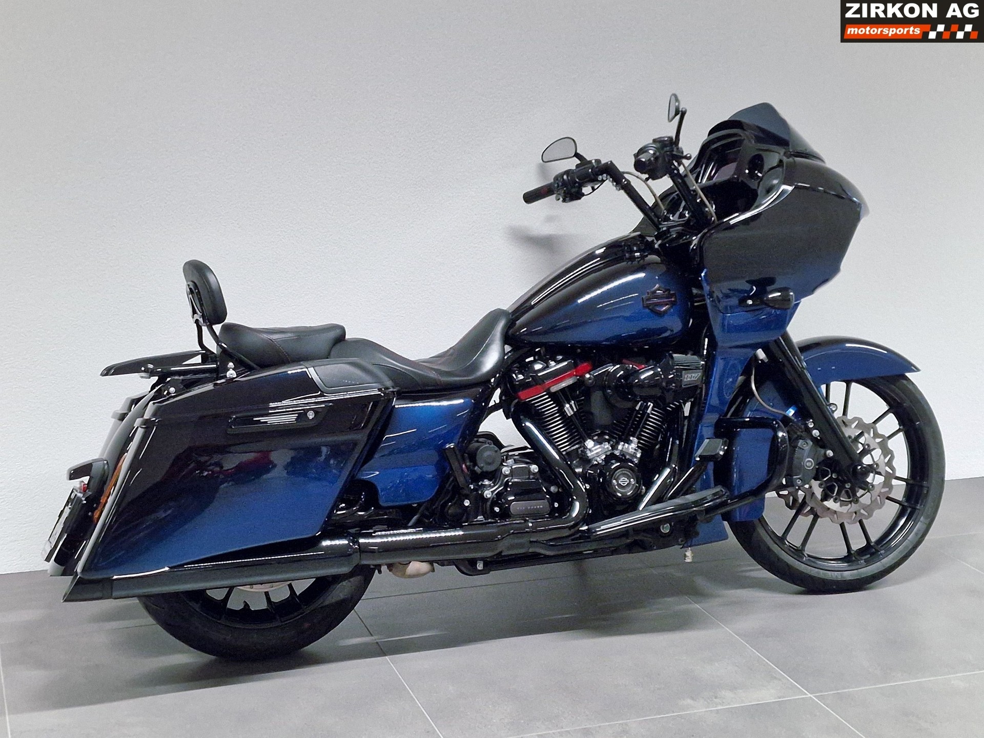 HARLEY-DAVIDSON FLTRXSE Road Glide Special 117 CVO Custom-image-3