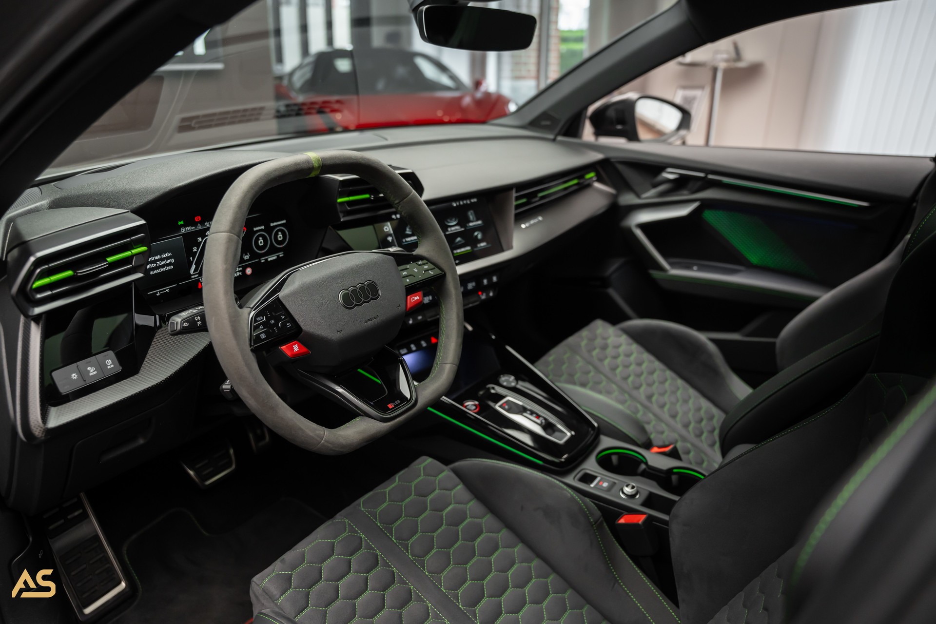 AUDI RS3 Sportback 2.5 TSI Facelift *NARDO* TRAUM | R8-SCHALENSITZE | PANORAMA | CARBON | 280 KMH-image-14