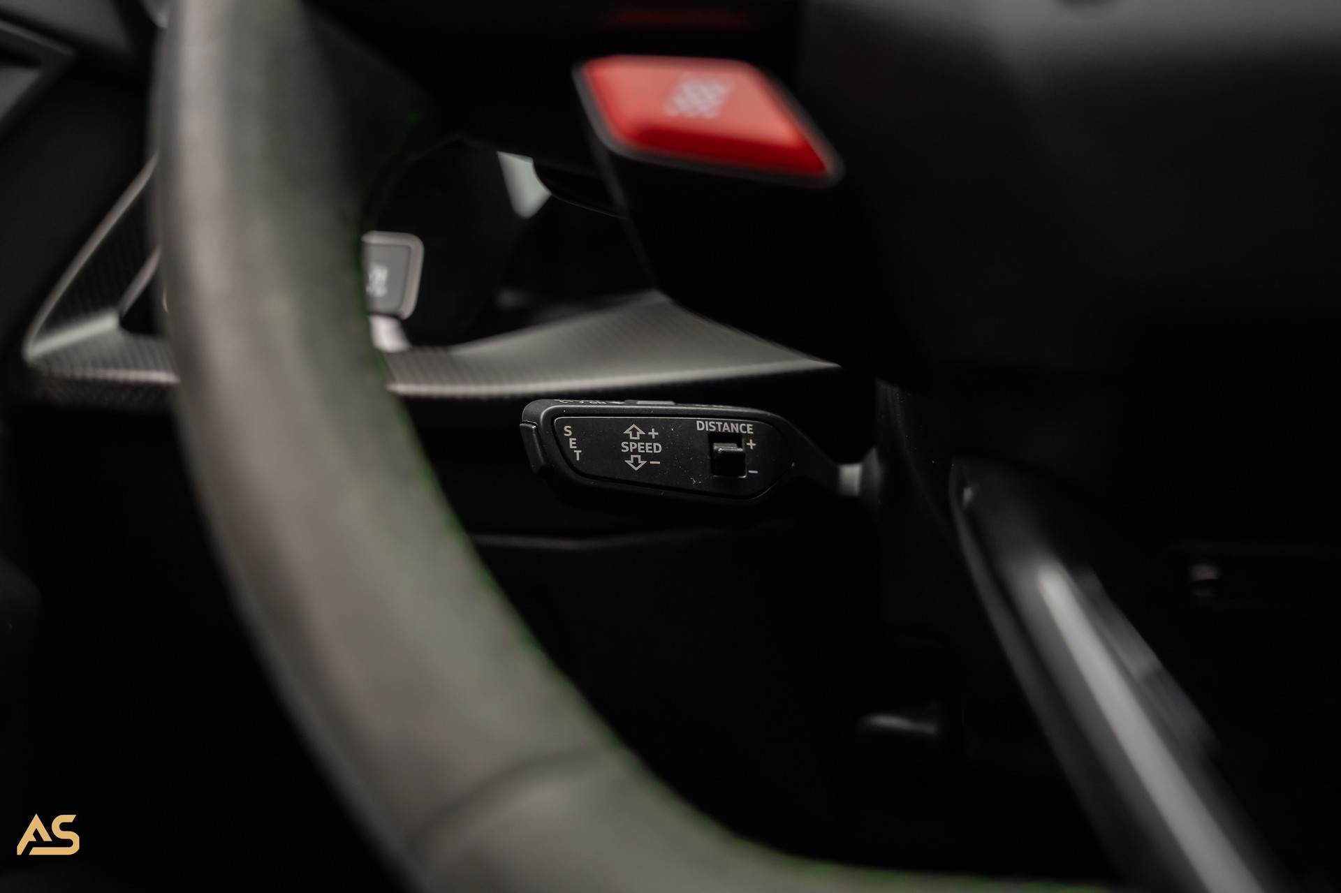 AUDI RS3 Sportback 2.5 TSI Facelift *NARDO* TRAUM | R8-SCHALENSITZE | PANORAMA | CARBON | 280 KMH-image-27