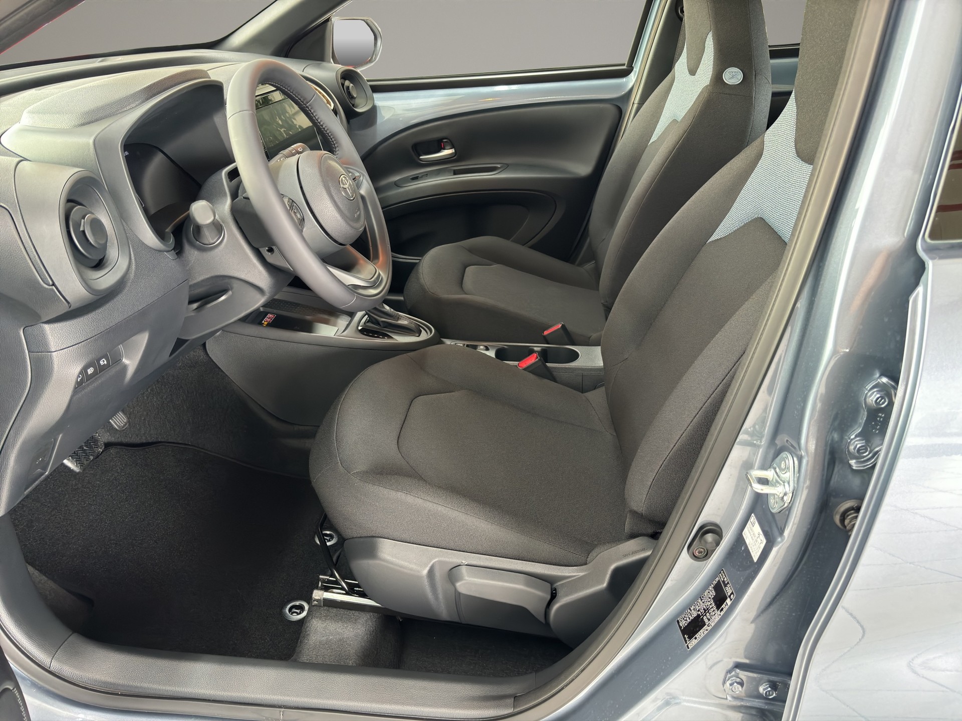 TOYOTA Aygo X 1.5 VVT-i HSD Trend e-CVT-image-9