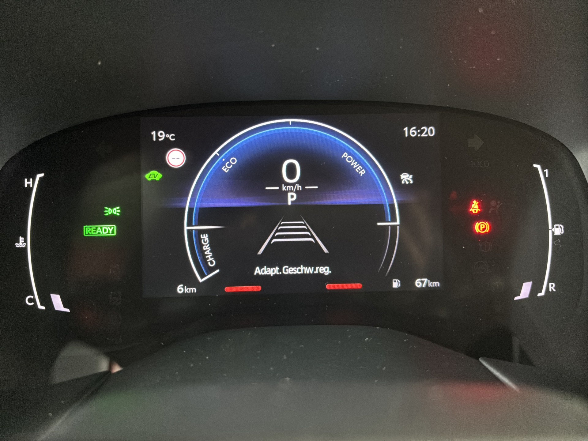 TOYOTA Aygo X 1.5 VVT-i HSD Trend e-CVT-image-23