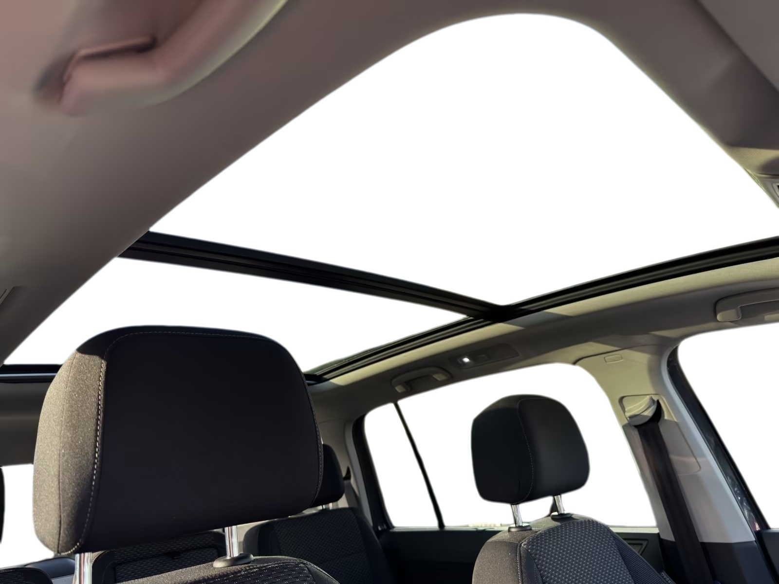 VW Touran 1.5 TSI EVO Comfortline DSG-image-9