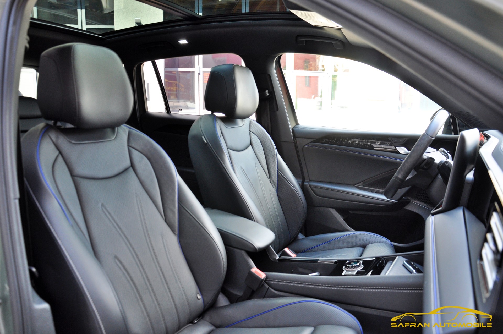 VW Tiguan 2.0 TSI DSG R-Line 4Motion-image-9