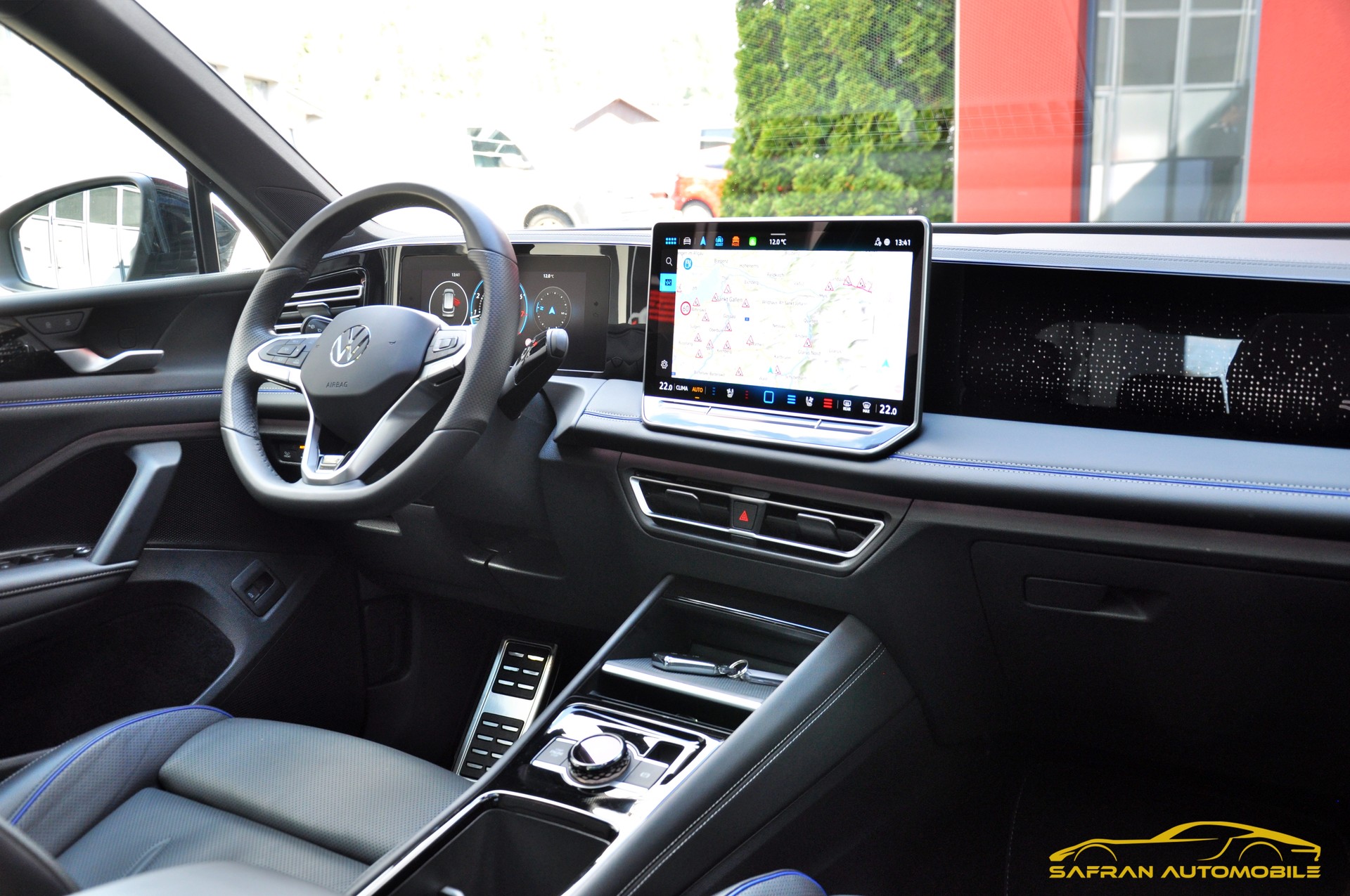 VW Tiguan 2.0 TSI DSG R-Line 4Motion-image-10