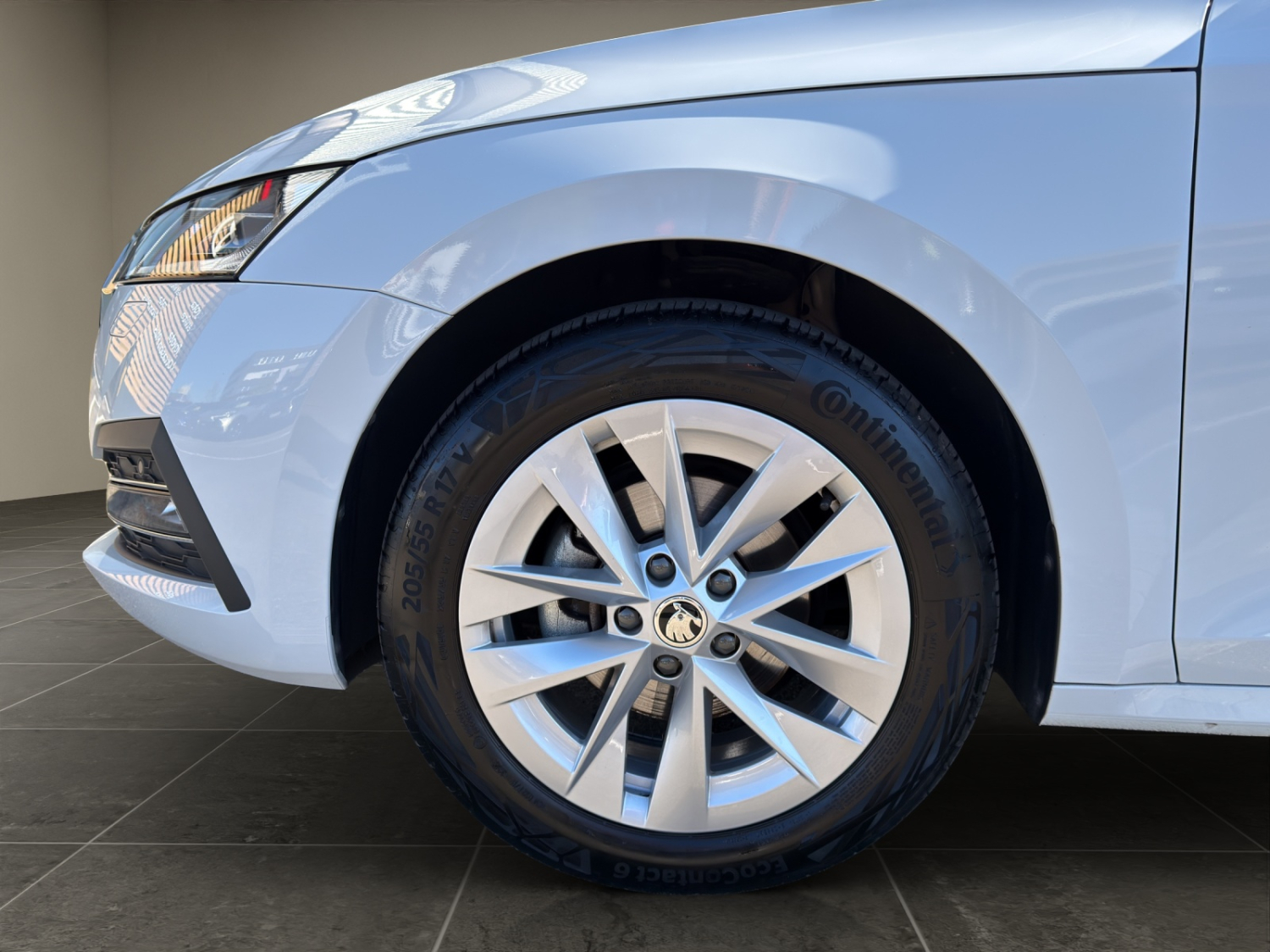 SKODA Octavia Combi 1.5 TSI Style DSG-image-16