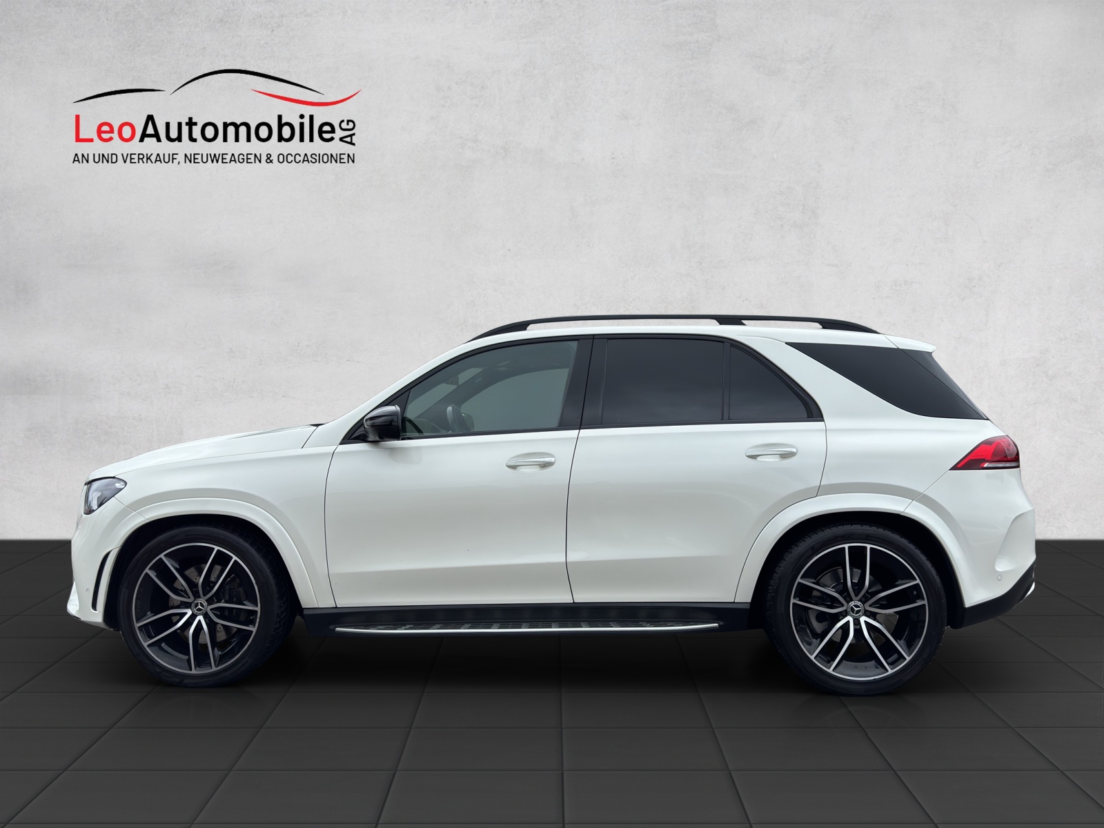 MERCEDES-BENZ GLE 400 d 4Matic AMG Line 9G-Tronic-showroom-element-1