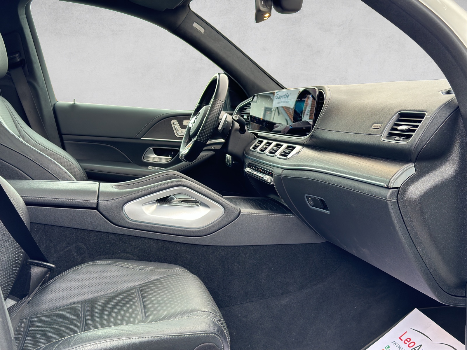 MERCEDES-BENZ GLE 400 d 4Matic AMG Line 9G-Tronic-image-15