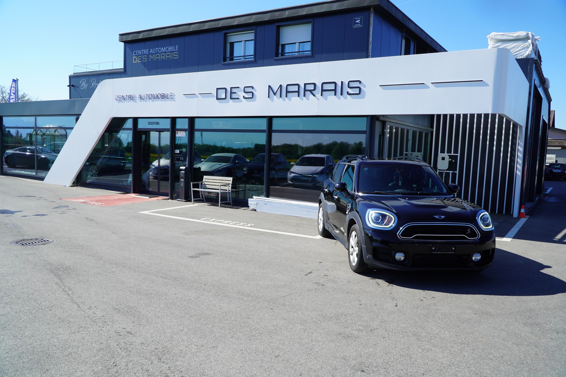MINI Countryman Cooper S ALL4 Steptronic-showroom-element-2
