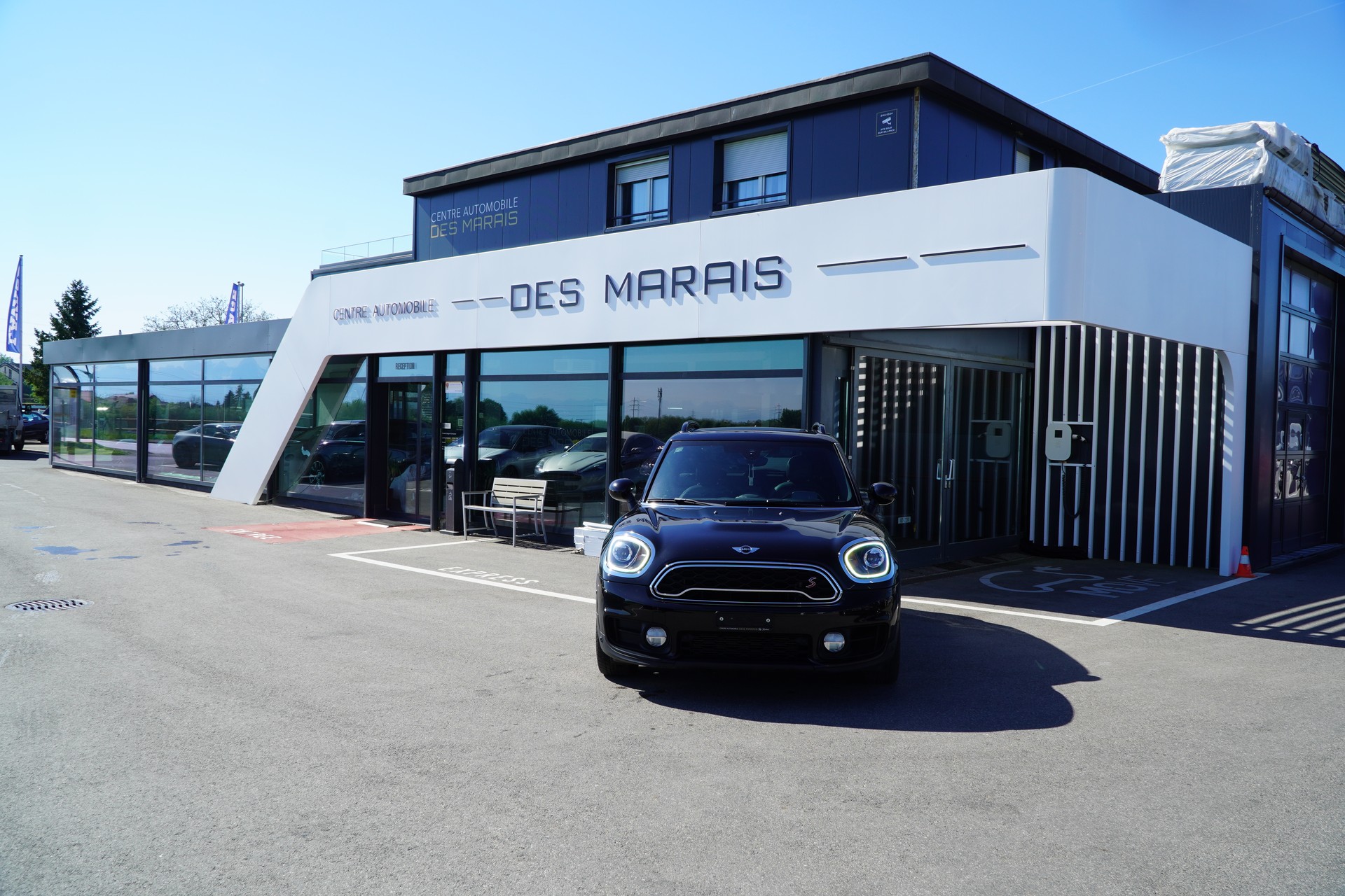 MINI Countryman Cooper S ALL4 Steptronic-showroom-element-1