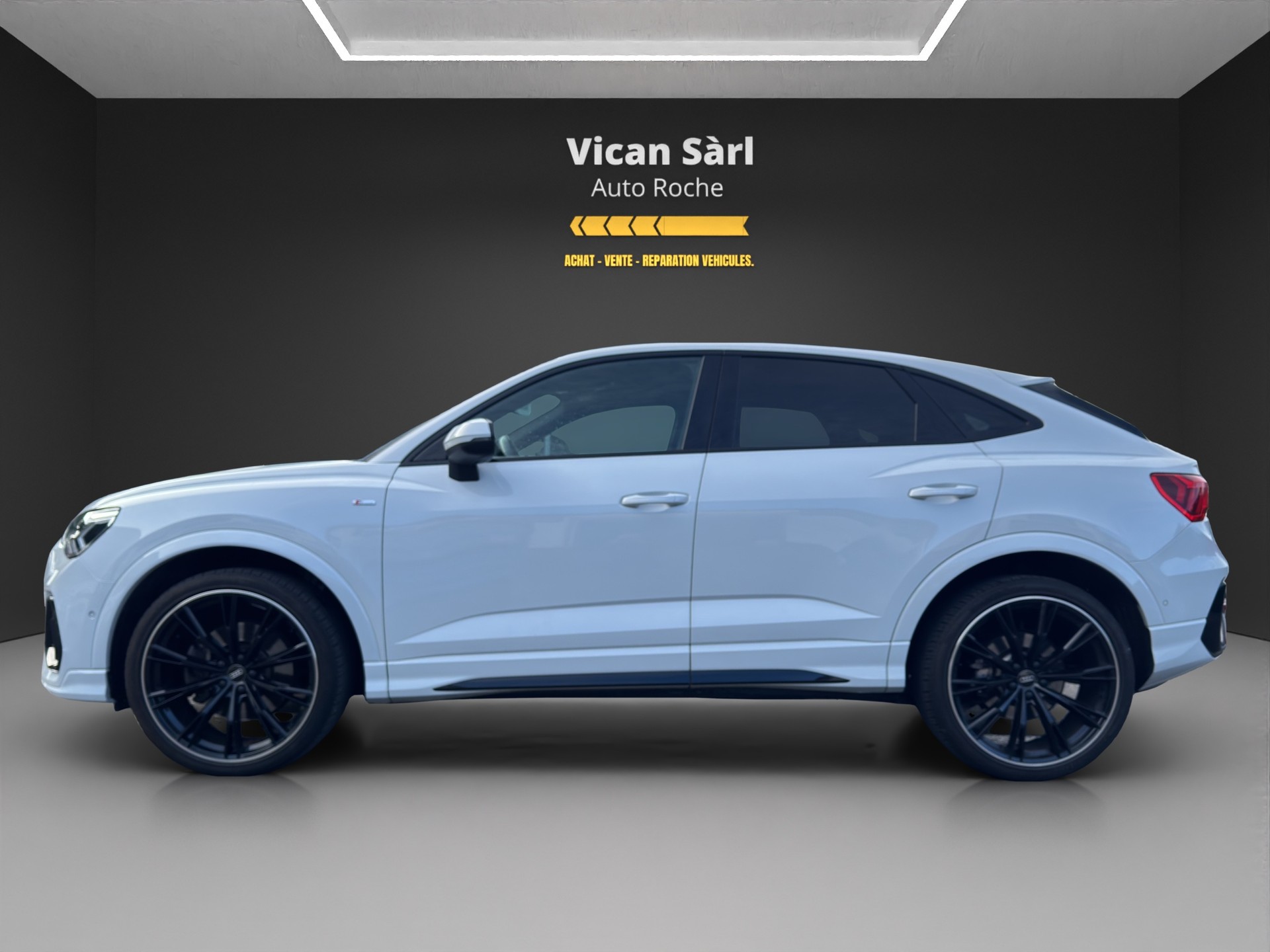 AUDI Q3 Sportback 40 TDI S line Attraction quattro S-tronic-image-3