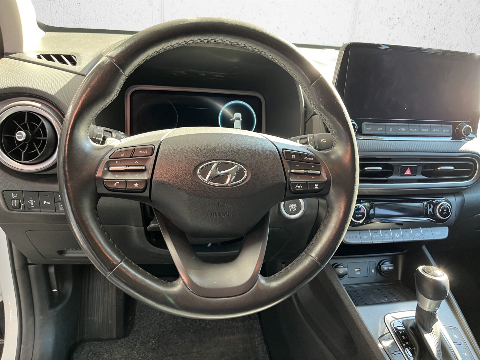HYUNDAI Kona 1.6 GDi HEV Vertex DCT-image-8