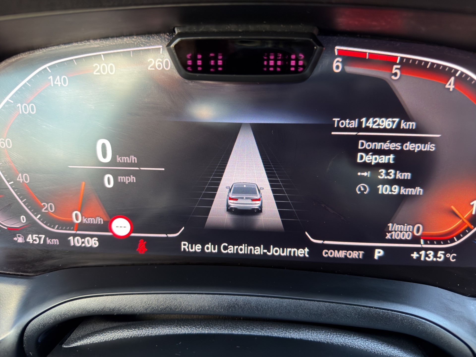 BMW 320d xDrive M Sport Steptronic-image-8