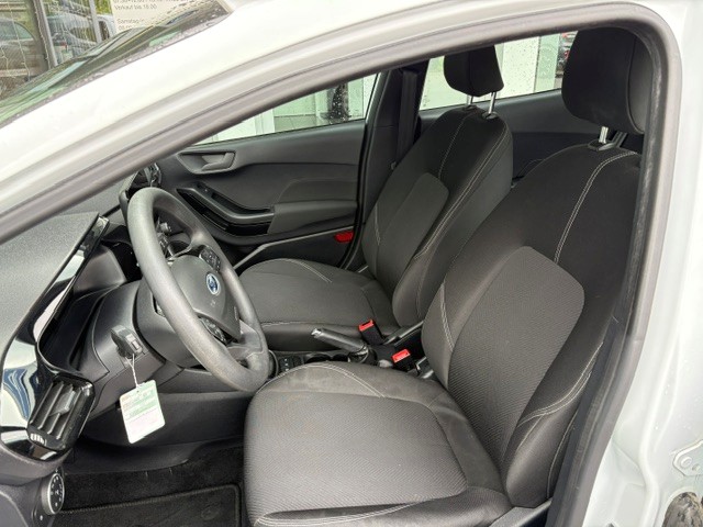 FORD Fiesta 1.0 SCTi Cool & Connect-image-7