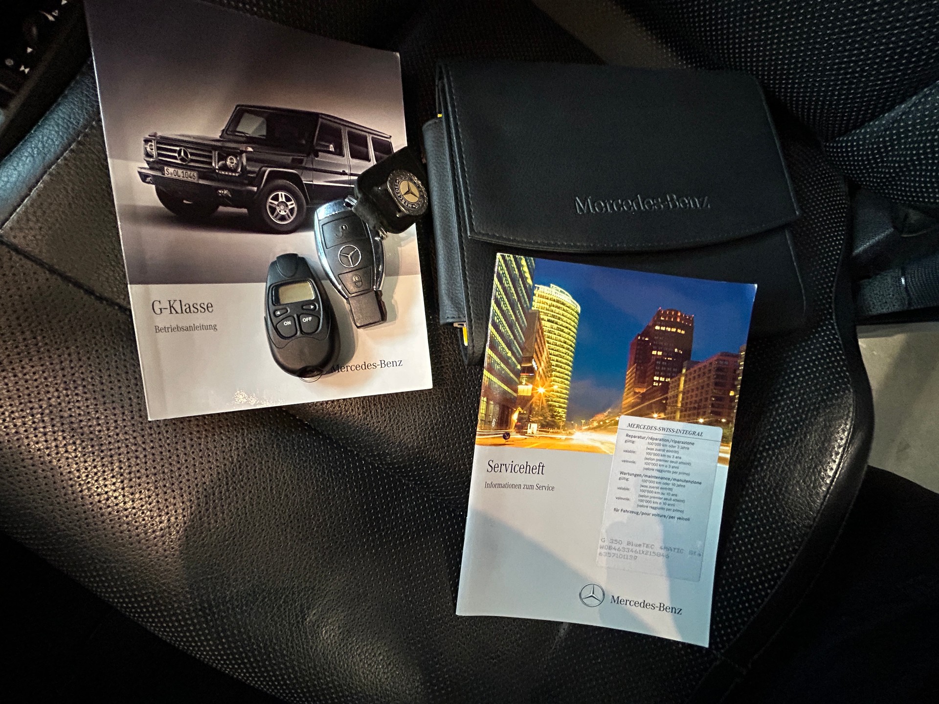 MERCEDES-BENZ G 350 BlueTEC 7G-Tronic-image-13