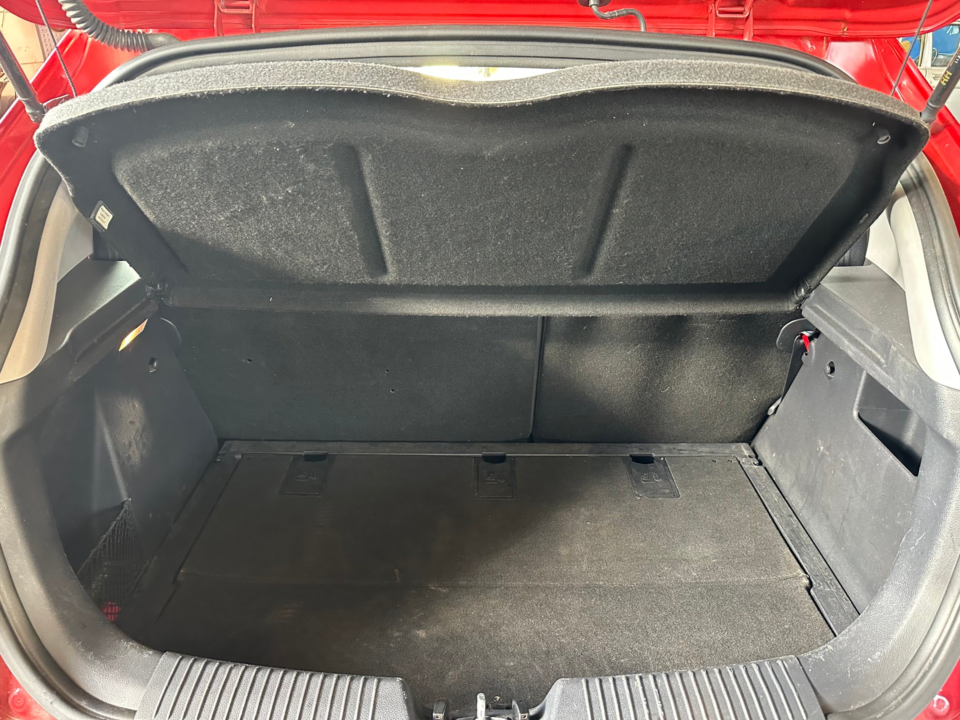 KIA Rio 1.4 CRDi Style-image-13