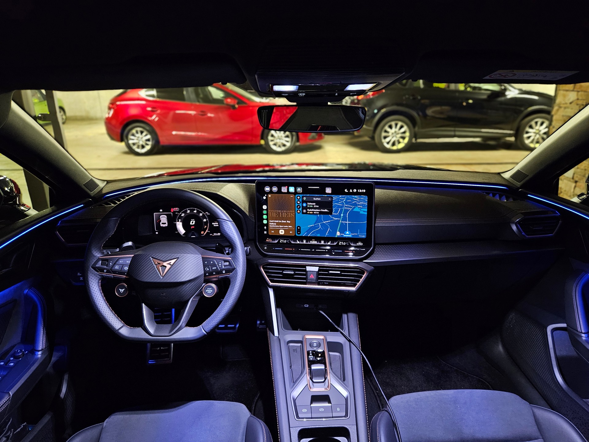 CUPRA 2.0 TSI 300 VZ DSG-image-8