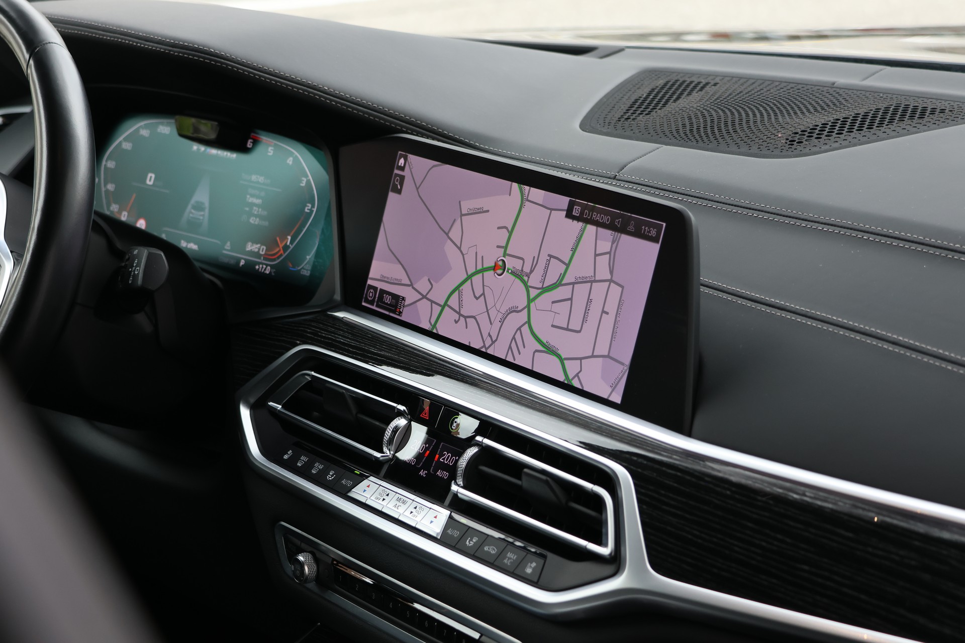 BMW X7 xDrive M50d Steptronic 7Plätzer + 3.5T AHK-image-23