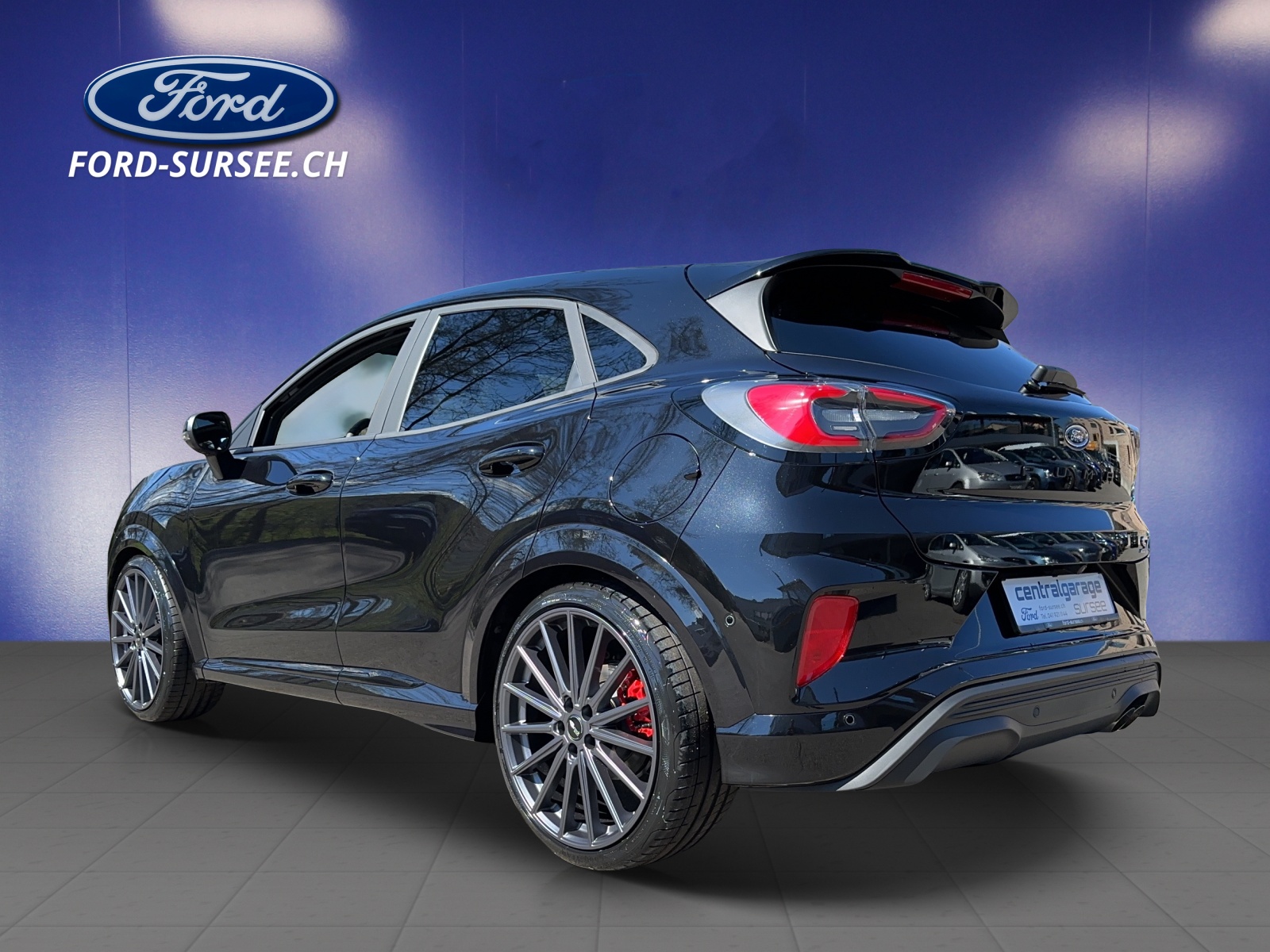 FORD Puma 1.5i EcoBoost (200 PS) ST X-showroom-element-2