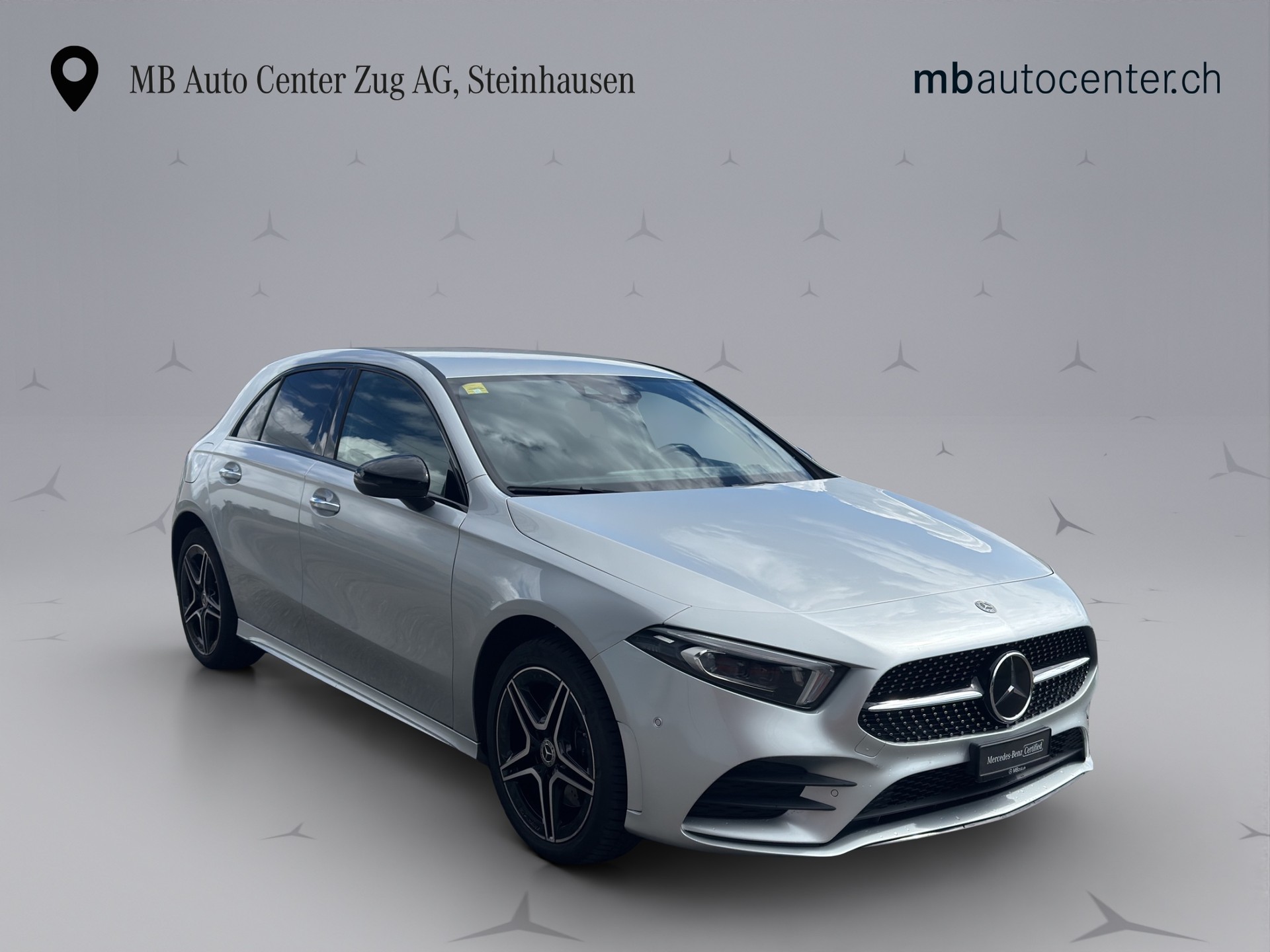 MERCEDES-BENZ A 250 e AMG Line-image-7