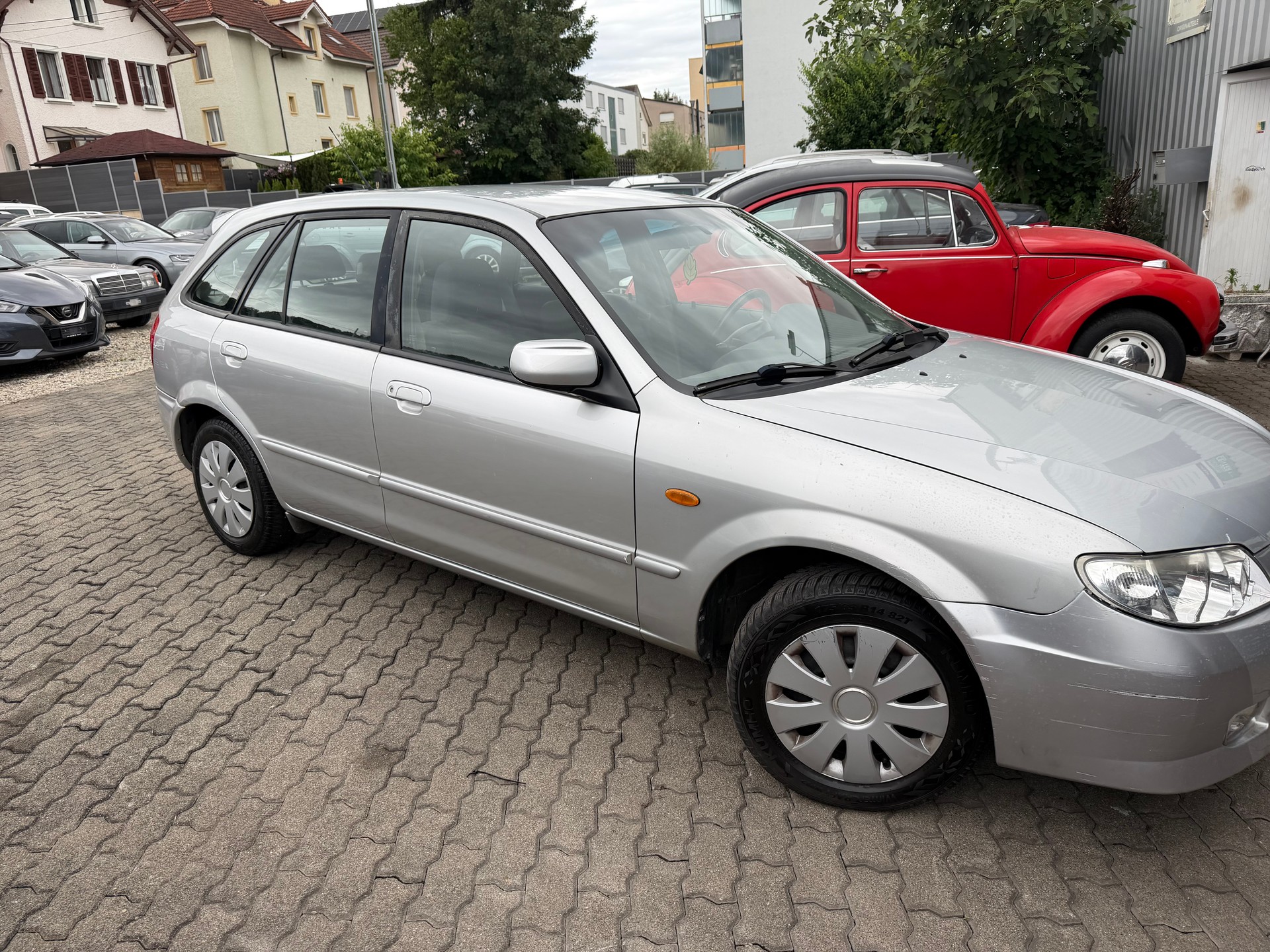 MAZDA 323 F 2.0i-16V-image-3