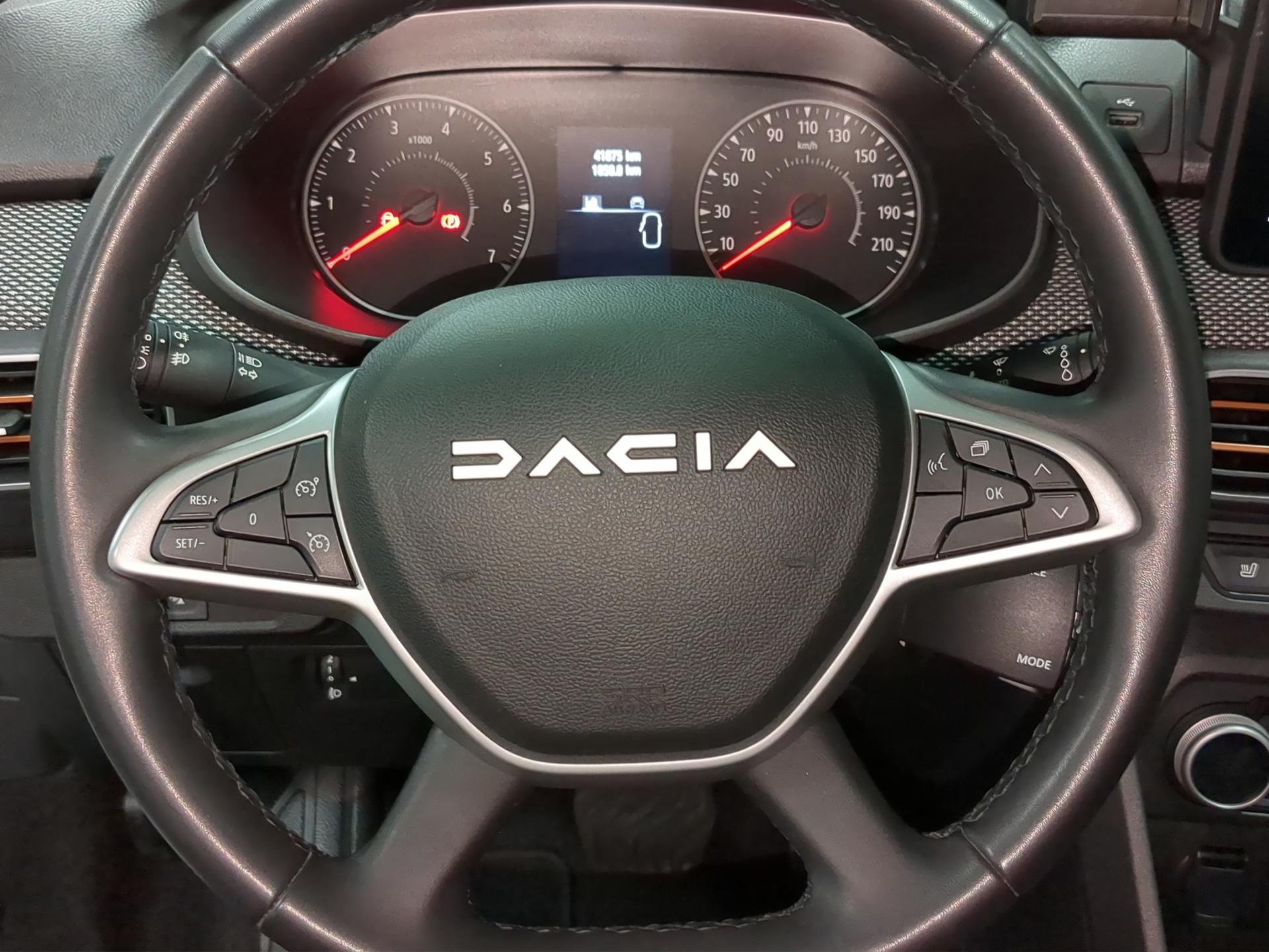 DACIA Sandero Stepway TCe 90 Expression CVT-image-9